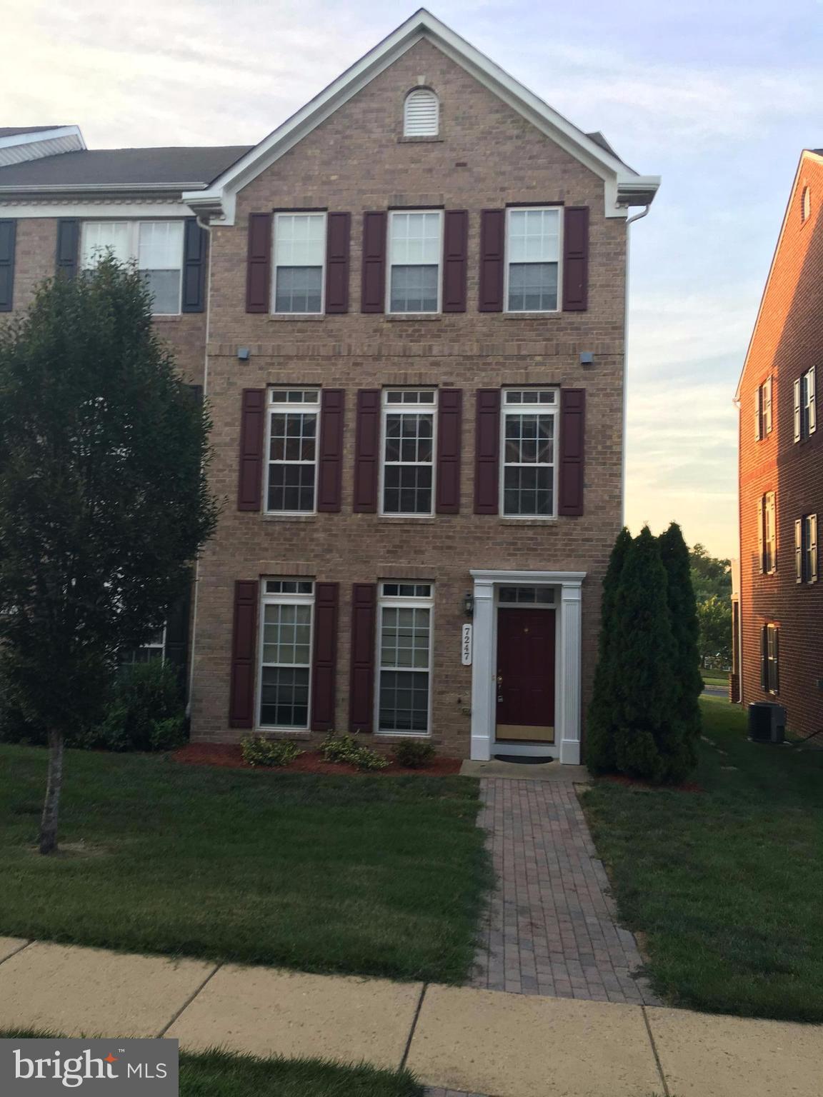 VILLAGES OF DORCHESTER - Residential Lease