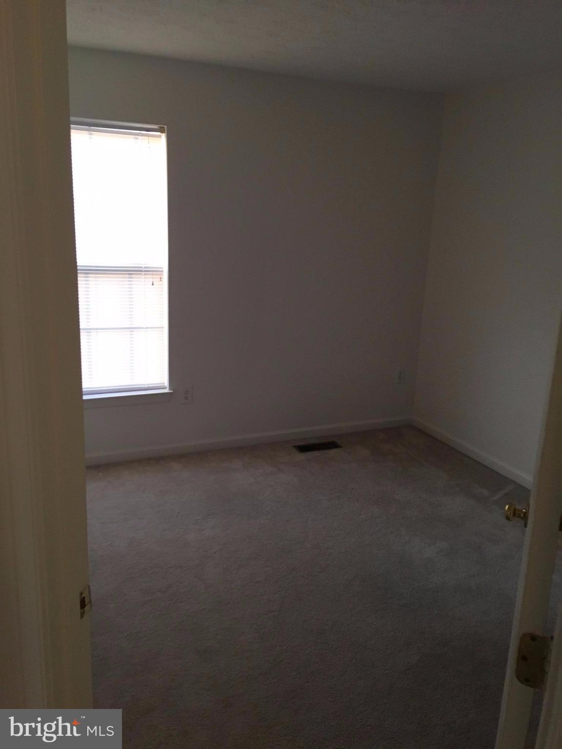 VILLAGES OF DORCHESTER - Residential Lease