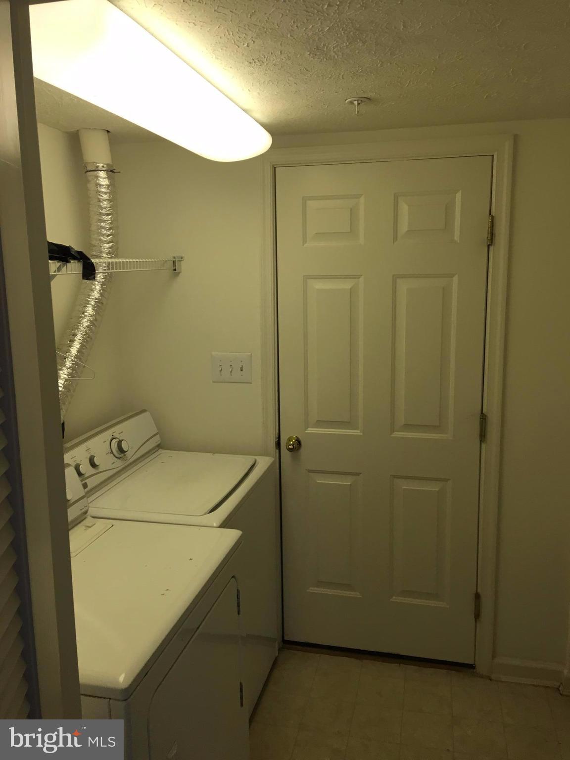 VILLAGES OF DORCHESTER - Residential Lease