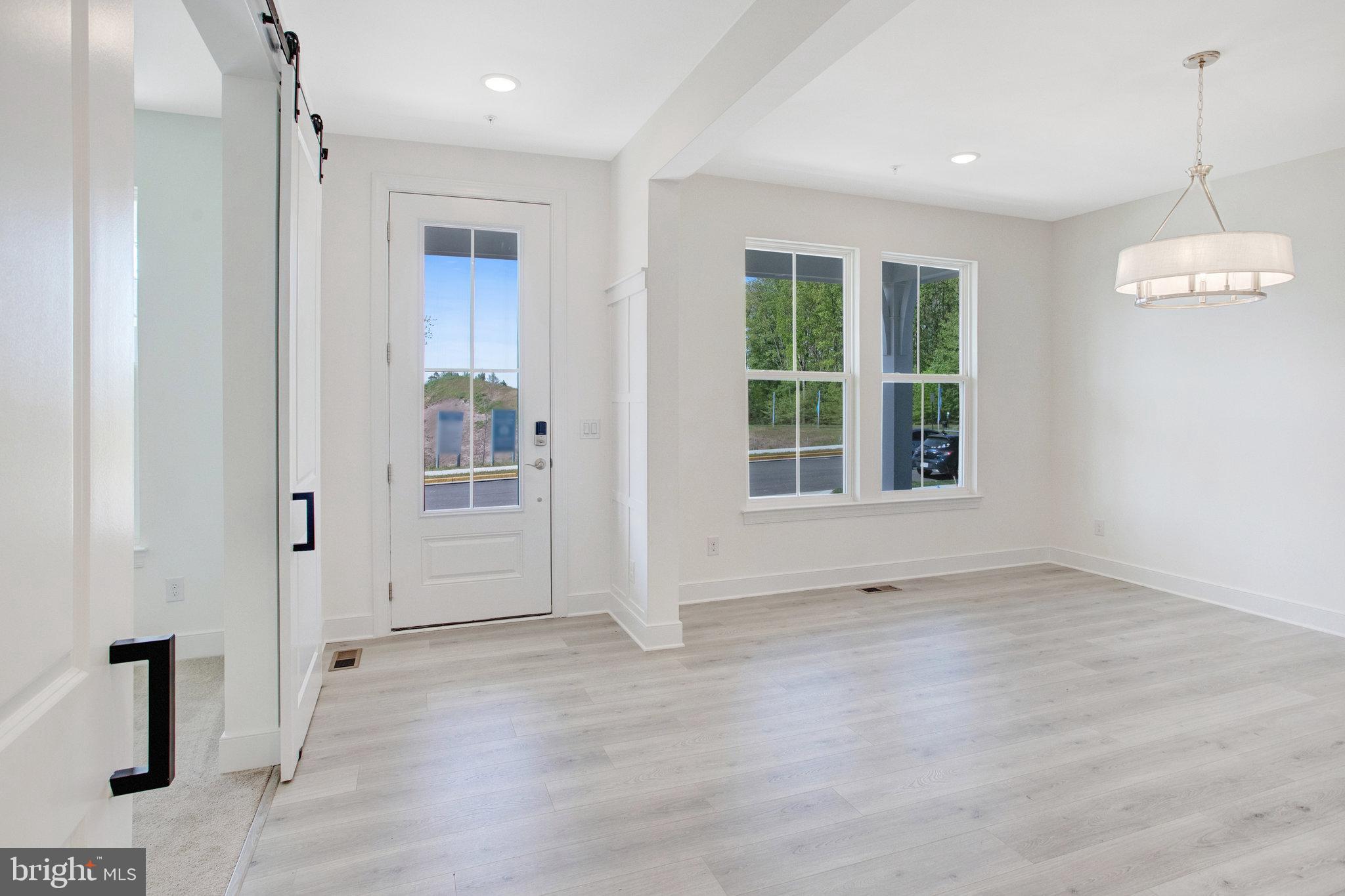 ROCKY RUN - Residential