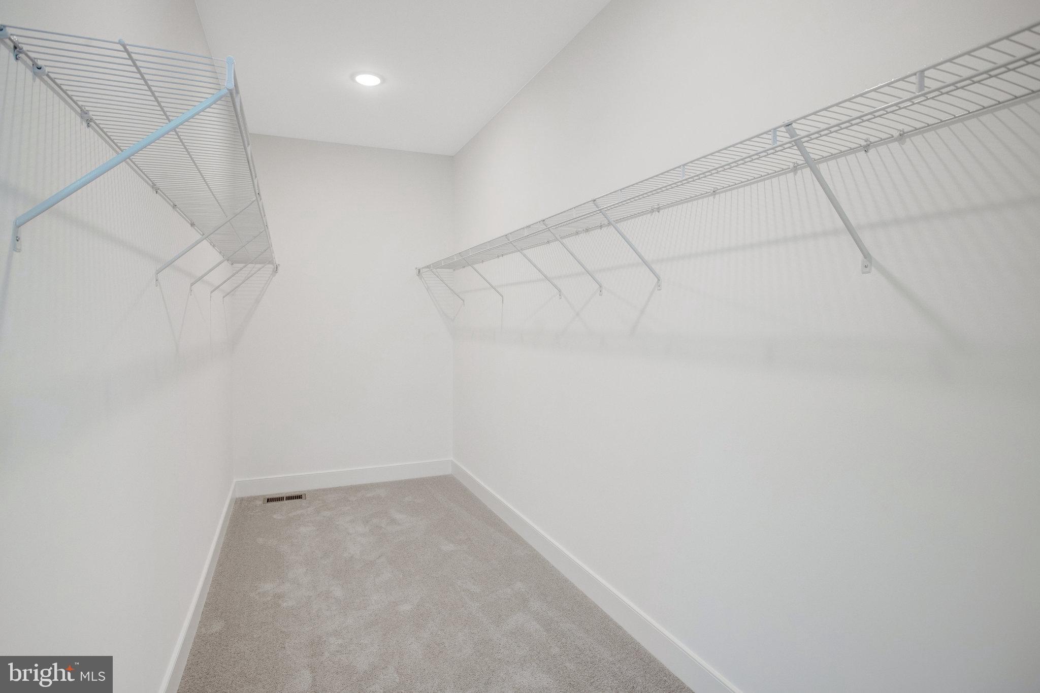 ROCKY RUN - Residential