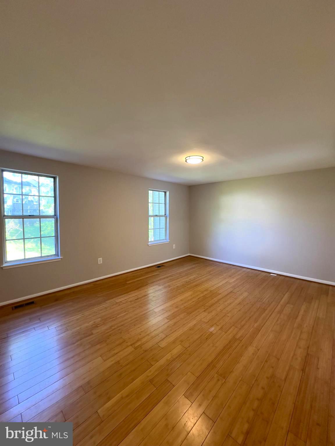 SENECA FOREST - Residential Lease