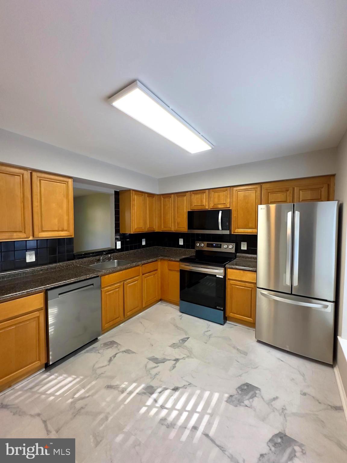 SENECA FOREST - Residential Lease