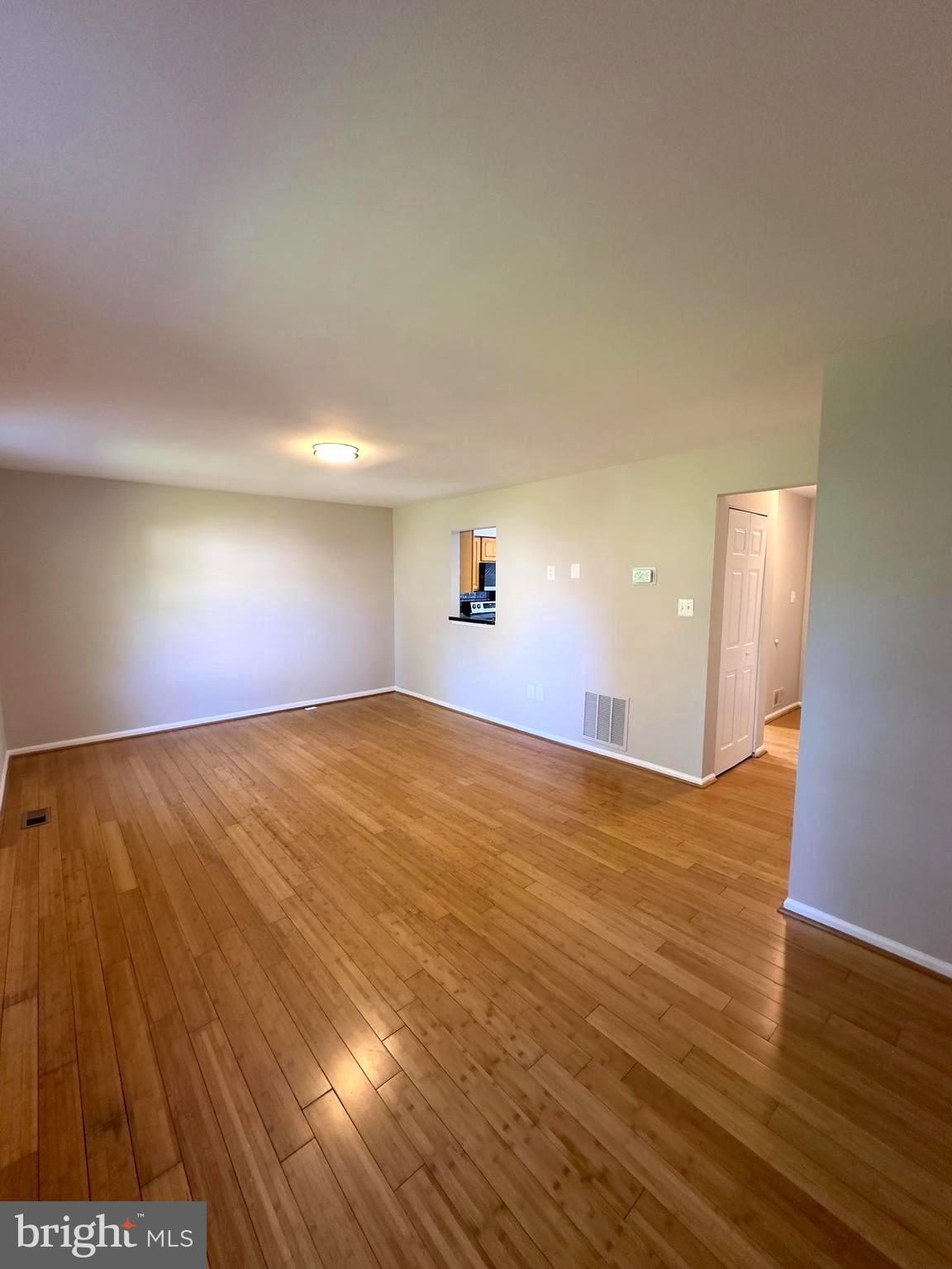 SENECA FOREST - Residential Lease