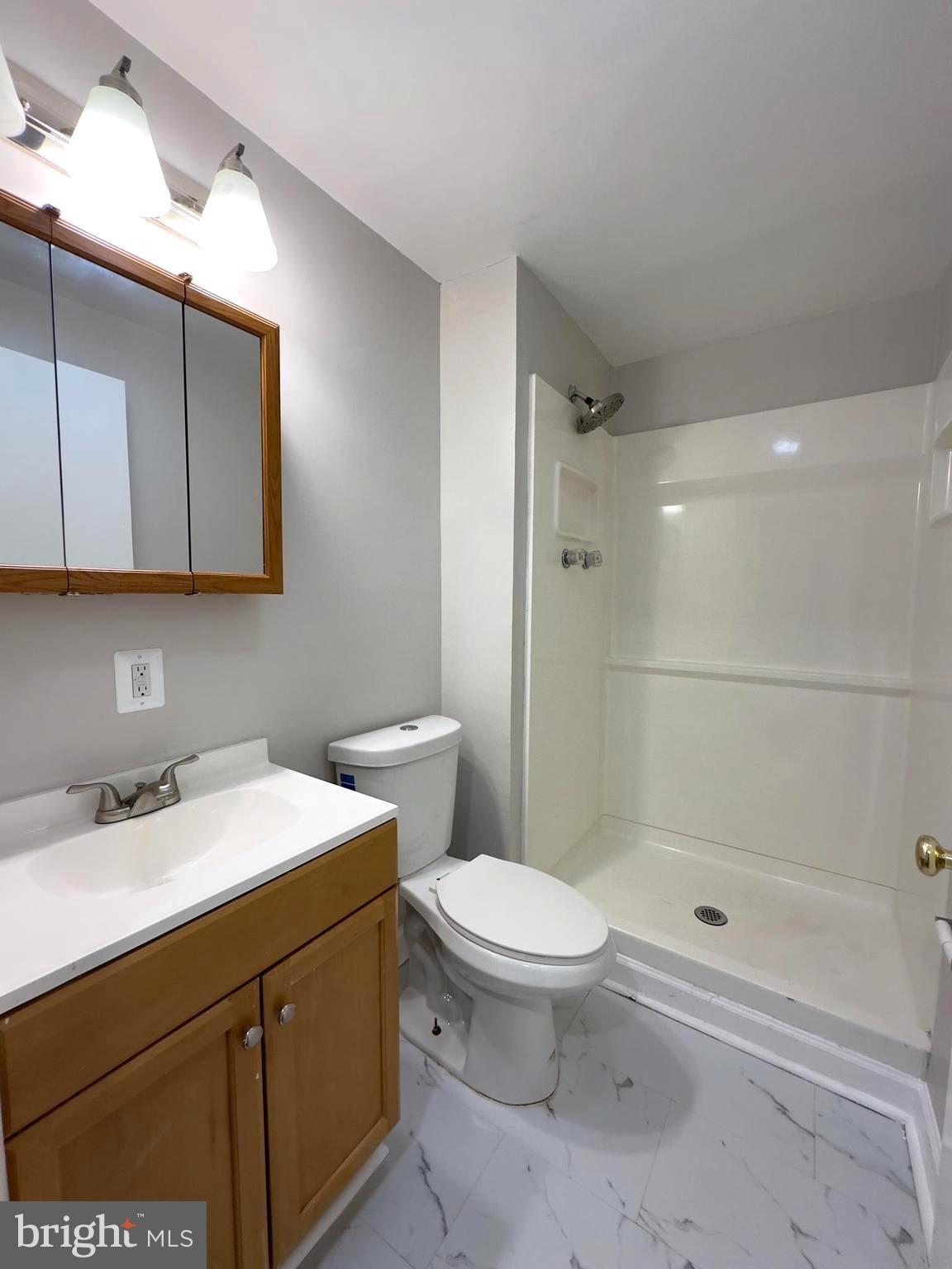 SENECA FOREST - Residential Lease