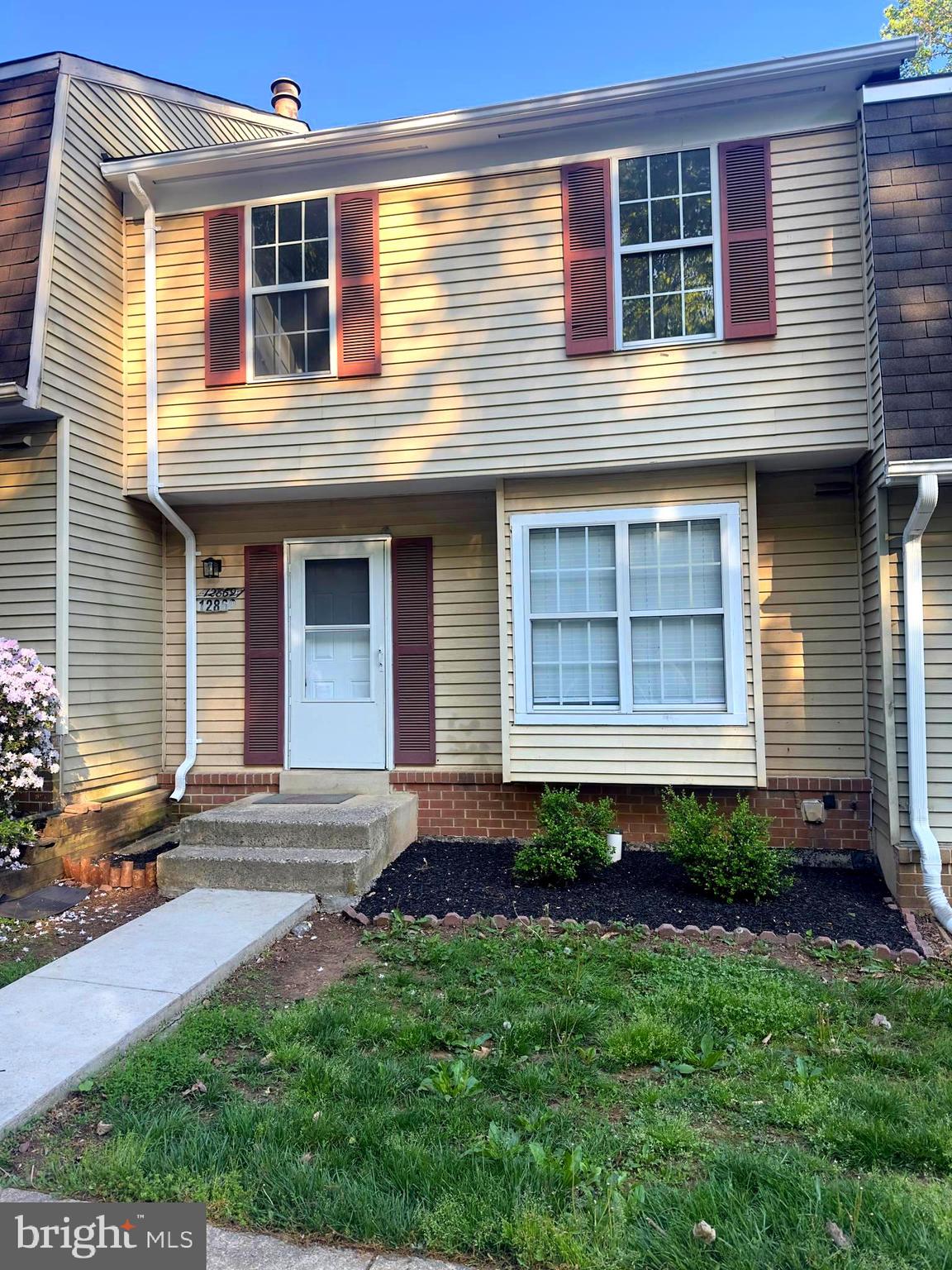 SENECA FOREST - Residential Lease