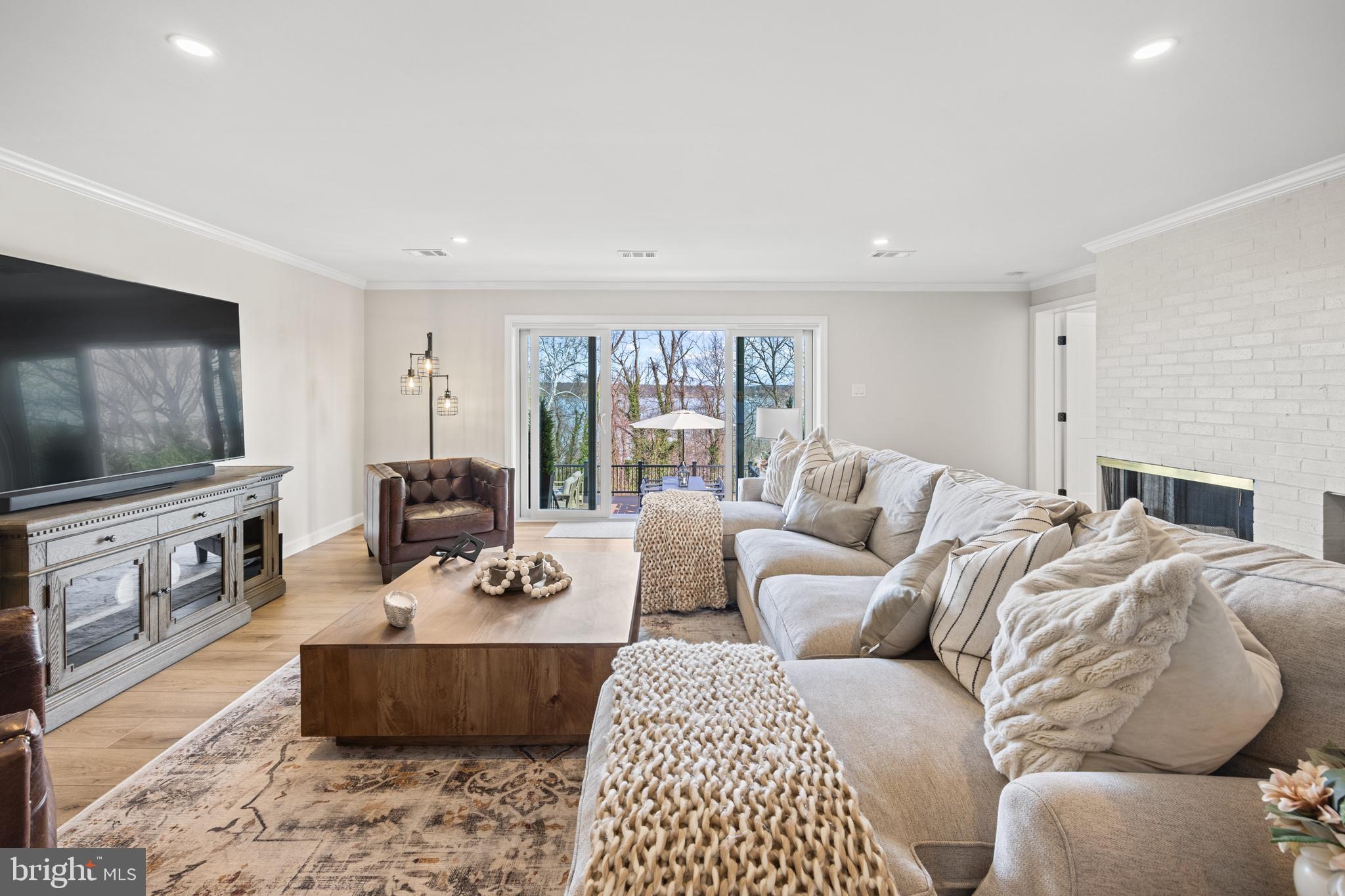 VILLAMAY - Residential