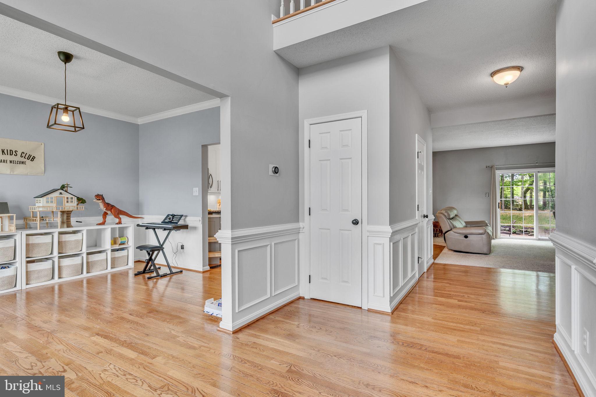 1102 CORNWALL DRIVE