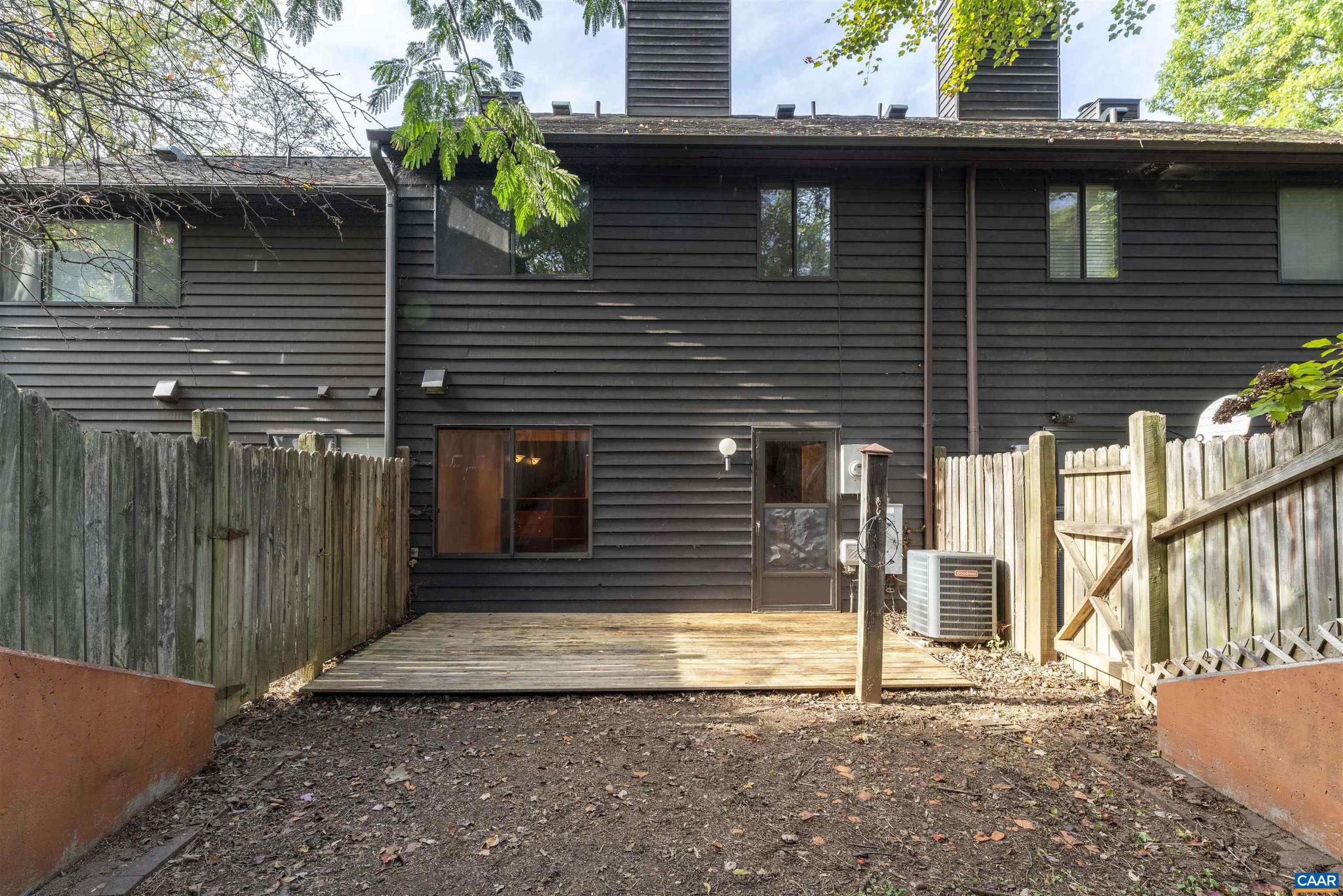 1545 BIRNAM DR