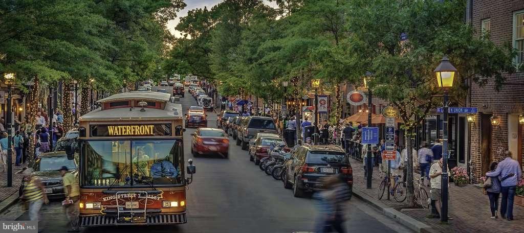 THE ROYALTON - Residential