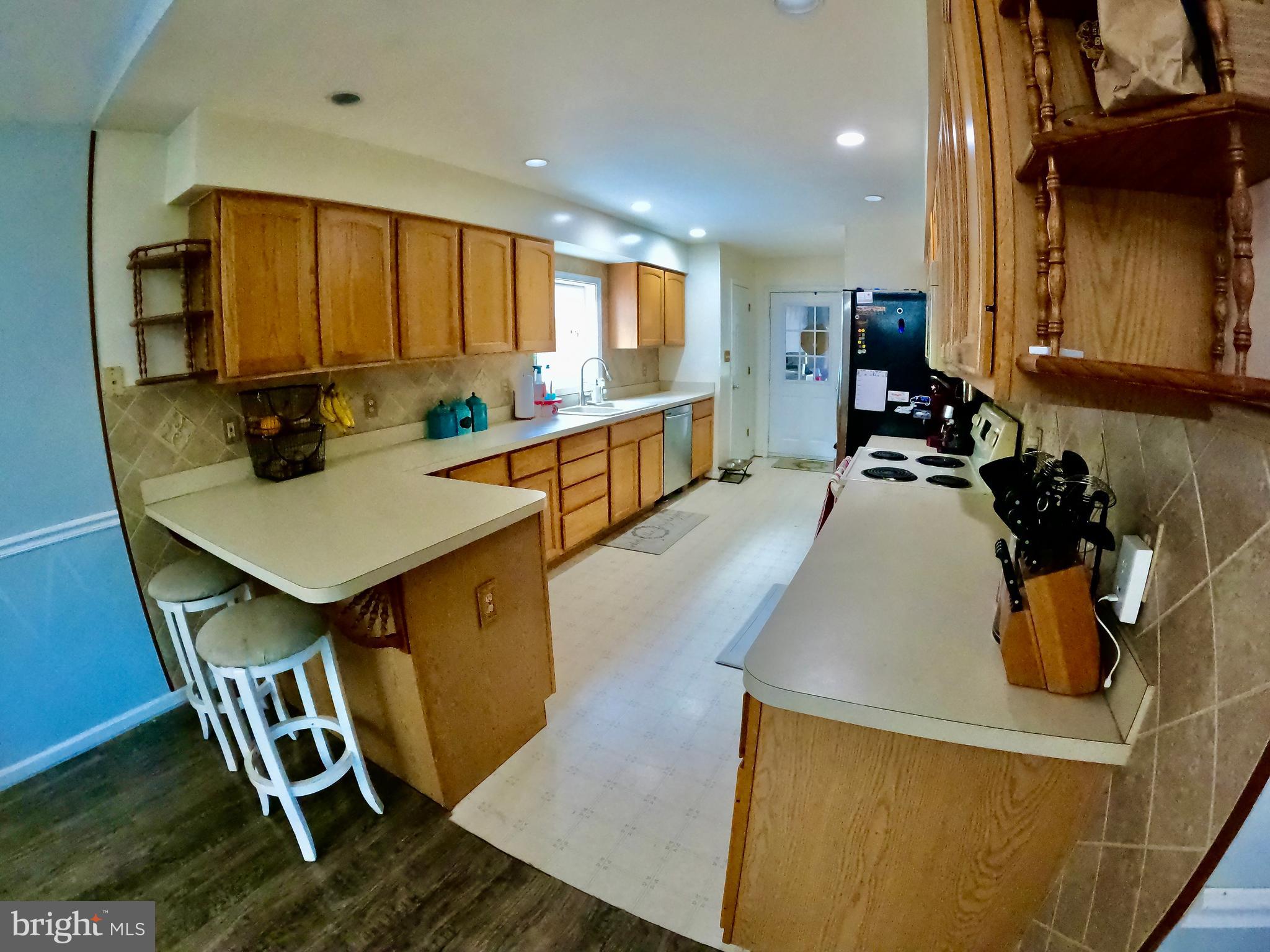 ALLIE BROOKE - Residential