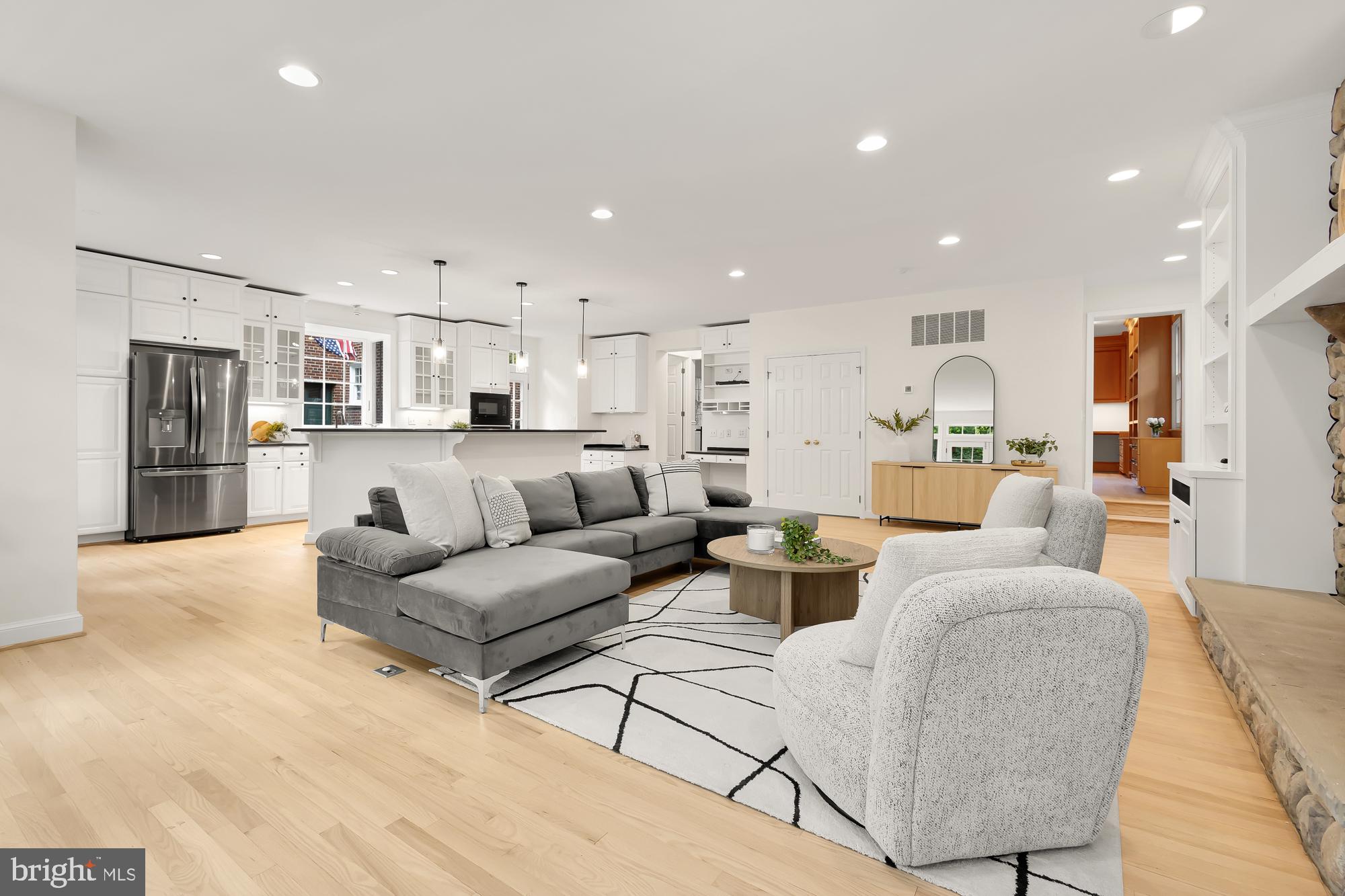 WESTBORO - Residential