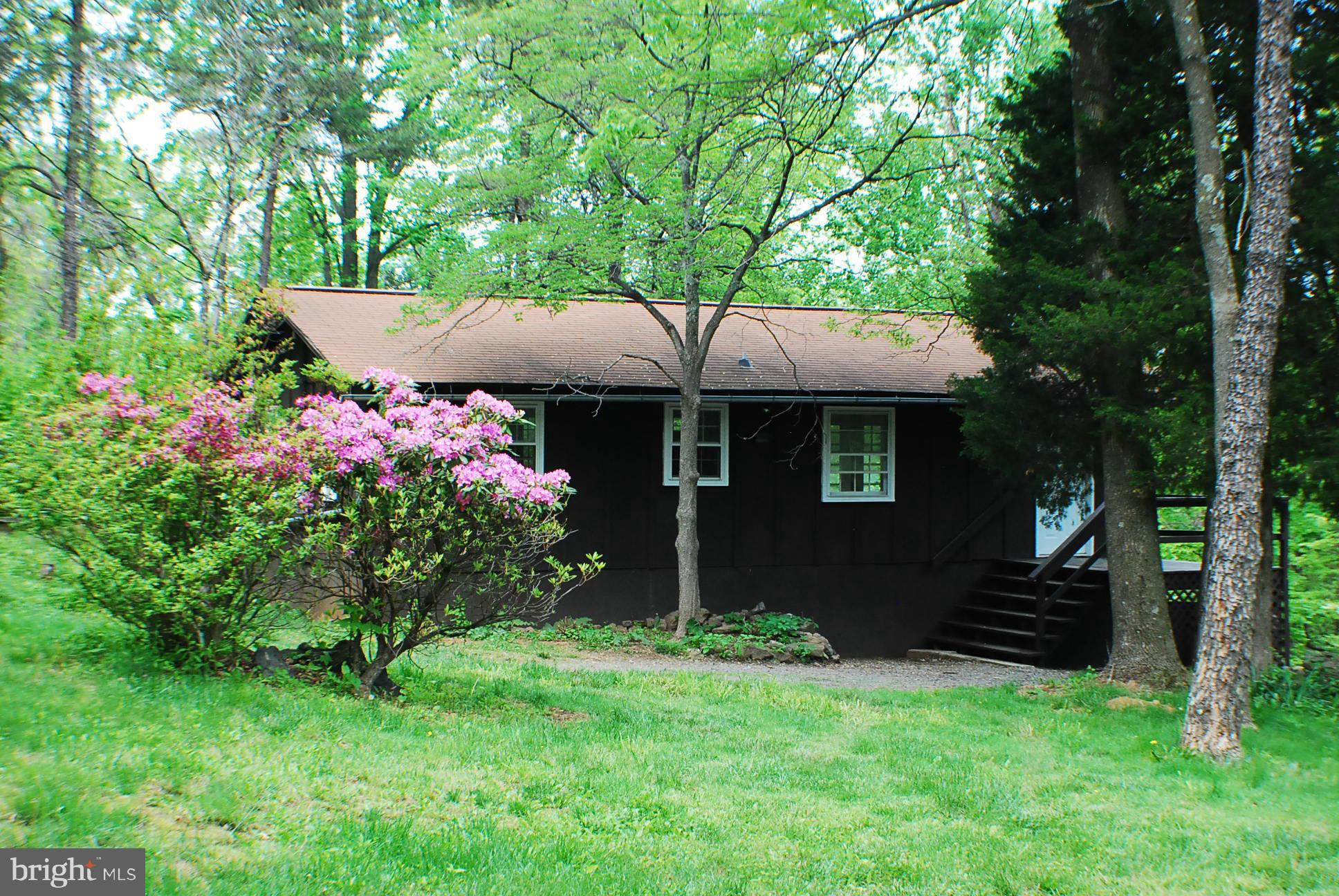 BLUE MOUNTAIN - Residential
