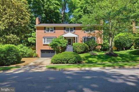 Homes For Rent - 4025 N River Street<br/> ARLINGTON, VA 22207