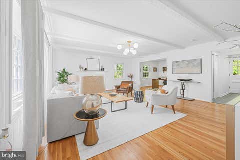 Homes For Rent - 4025 N River Street<br/> ARLINGTON, VA 22207