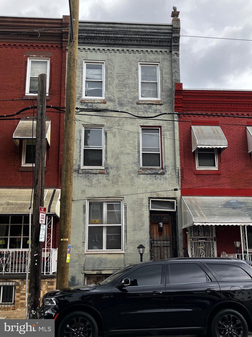 Welcome to a spacious 3-story property with a full basement located in the heart of Brewerytown, one of Philadelphia’s fastest-growing neighborhoods. Whether you're an investor looking for your next rehab project or a buyer ready to renovate and build equity, this is the opportunity you've been waiting for!
Property Features:
🏡 Main Level – Open living and dining area, full kitchen, and one full bathroom
🛏 First Floor – One bedroom, full bathroom, and a second kitchen setup
🛏 Second Floor – Two spacious bedrooms with great natural light
🛠 Basement – Full unfinished basement perfect for storage or future customization
This home offers a flexible layout and is surrounded by new construction and renovated homes, making it ideal for resale or rental potential. Sold As-Is, buyer need to verify the zoning. The Location is 📍 Minutes to Fairmount Park, the Philadelphia Zoo, and the Art Museum. 🚇 Easy access to public transportation, Center City, major highways, and nearby universities. 📈 Strong appreciation potential in a rapidly developing area. Whether you're looking to renovate and flip, build rental income, or design your dream city home, this is your blank canvas in a thriving community. Schedule your tour today—bring your contractor and your vision!