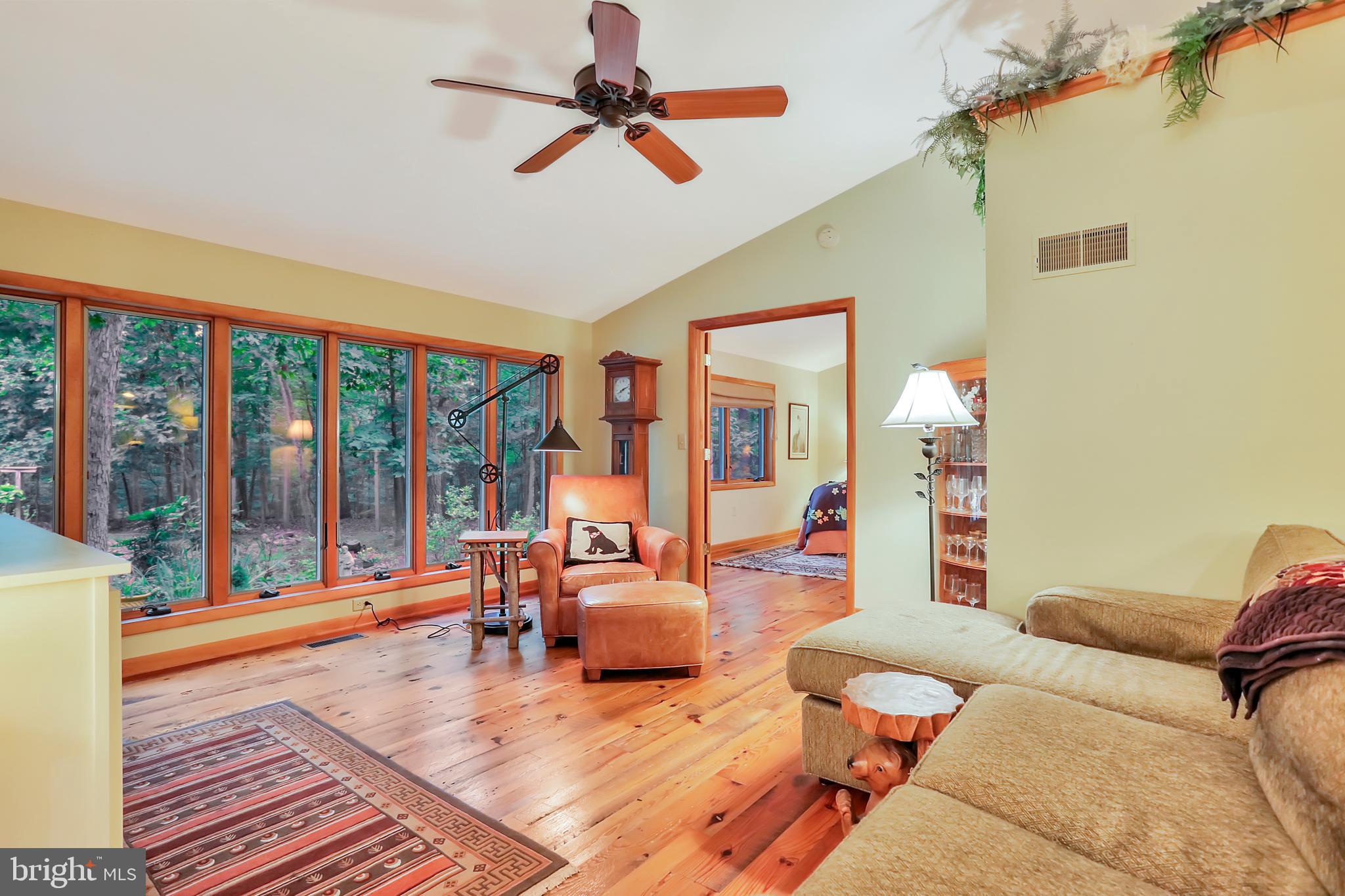 THE WOODS - Residential