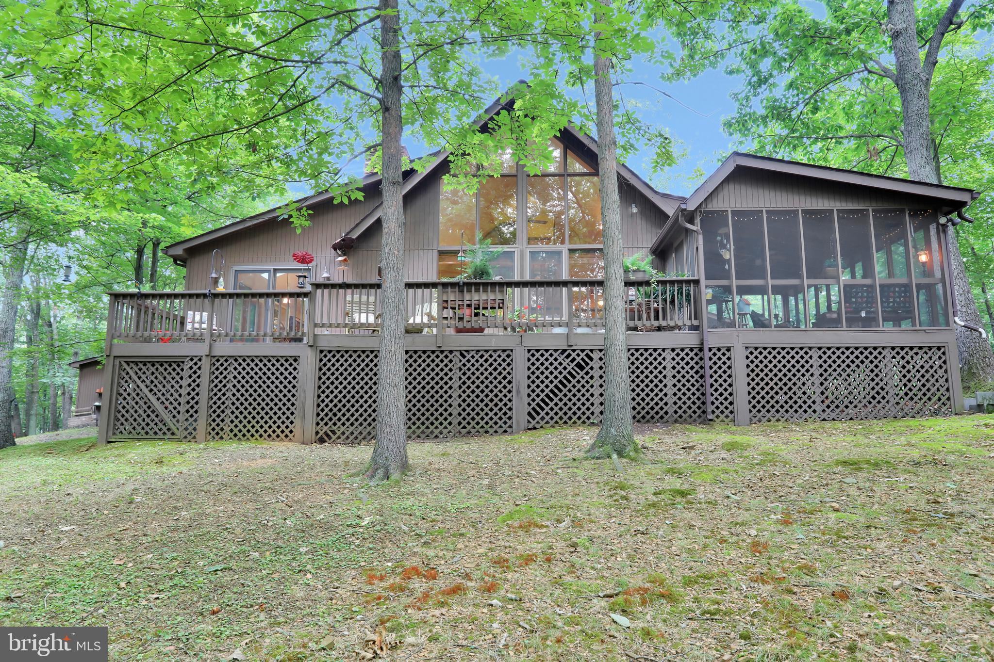 THE WOODS - Residential