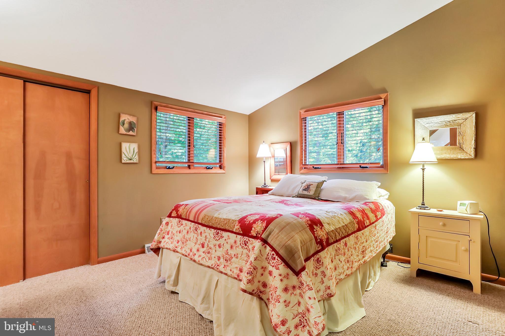 THE WOODS - Residential