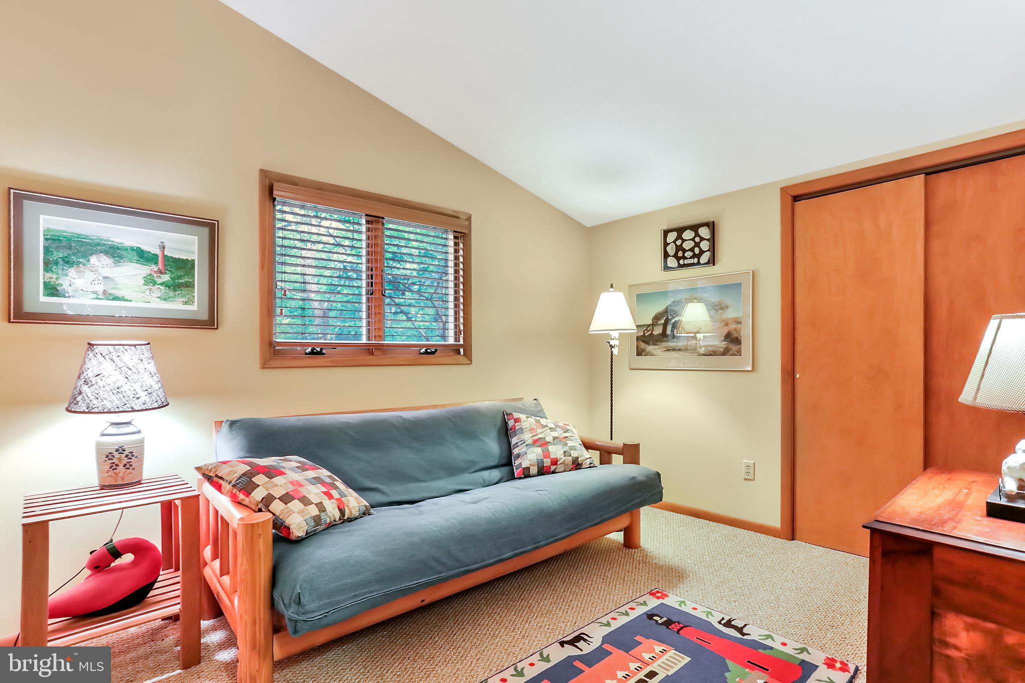 THE WOODS - Residential