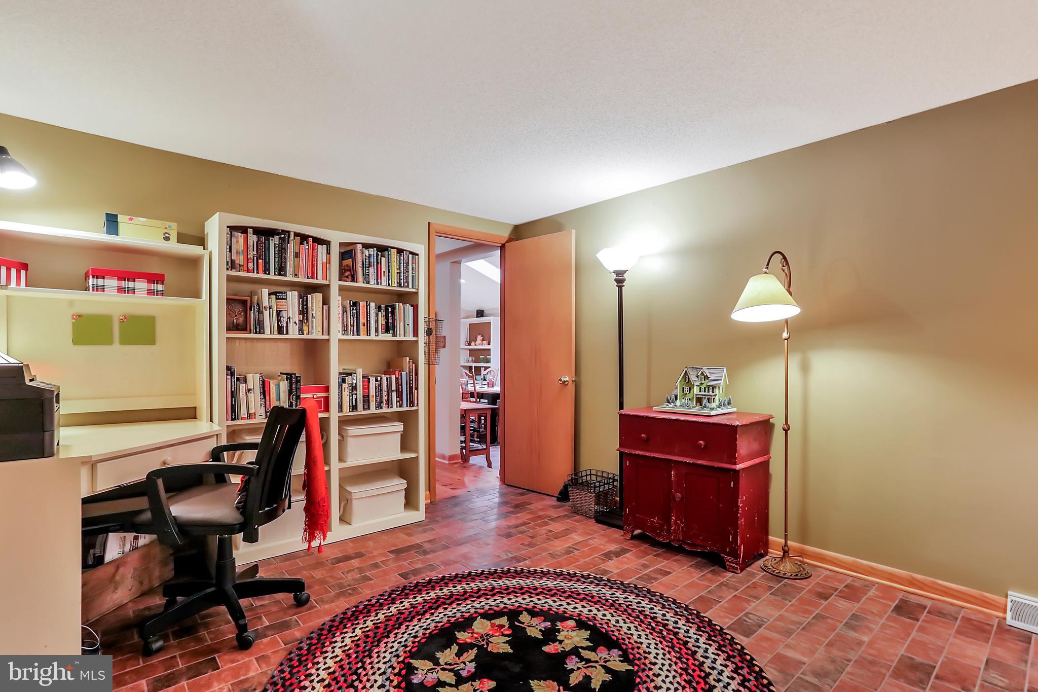 THE WOODS - Residential