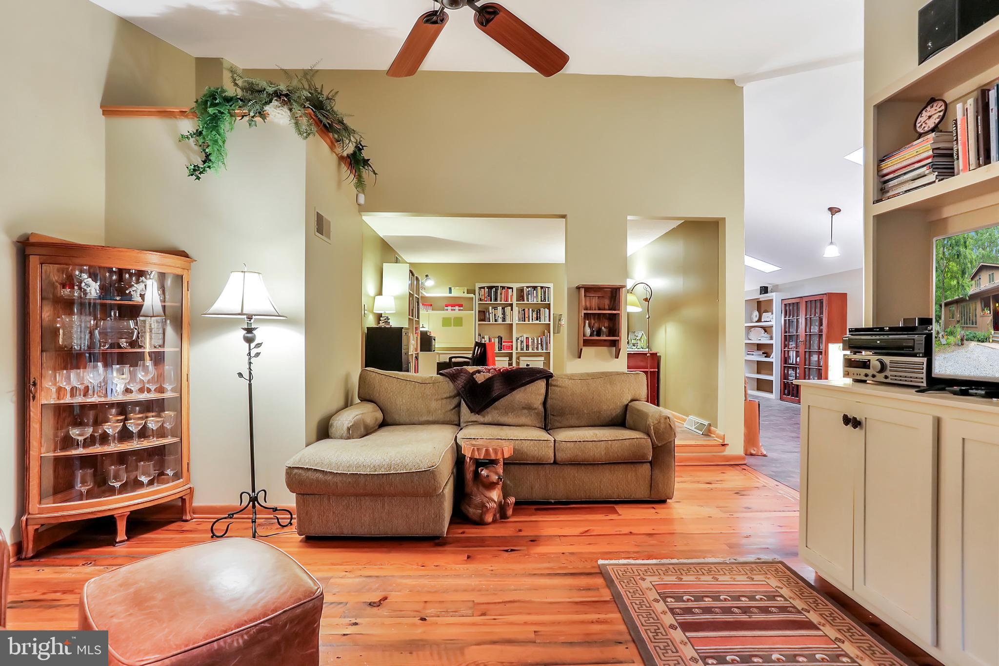 THE WOODS - Residential