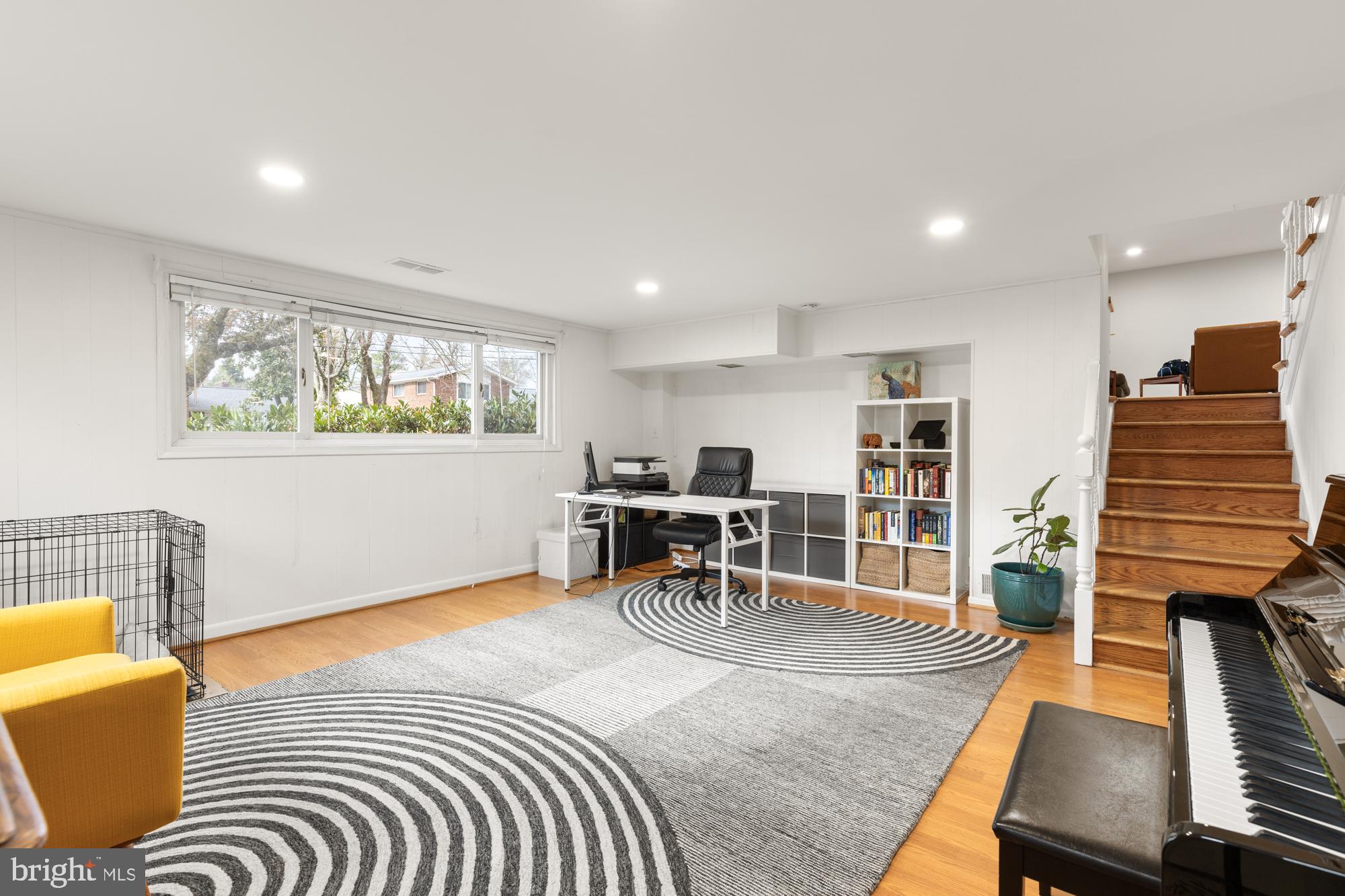 PLYERS MILL ESTATES - Residential