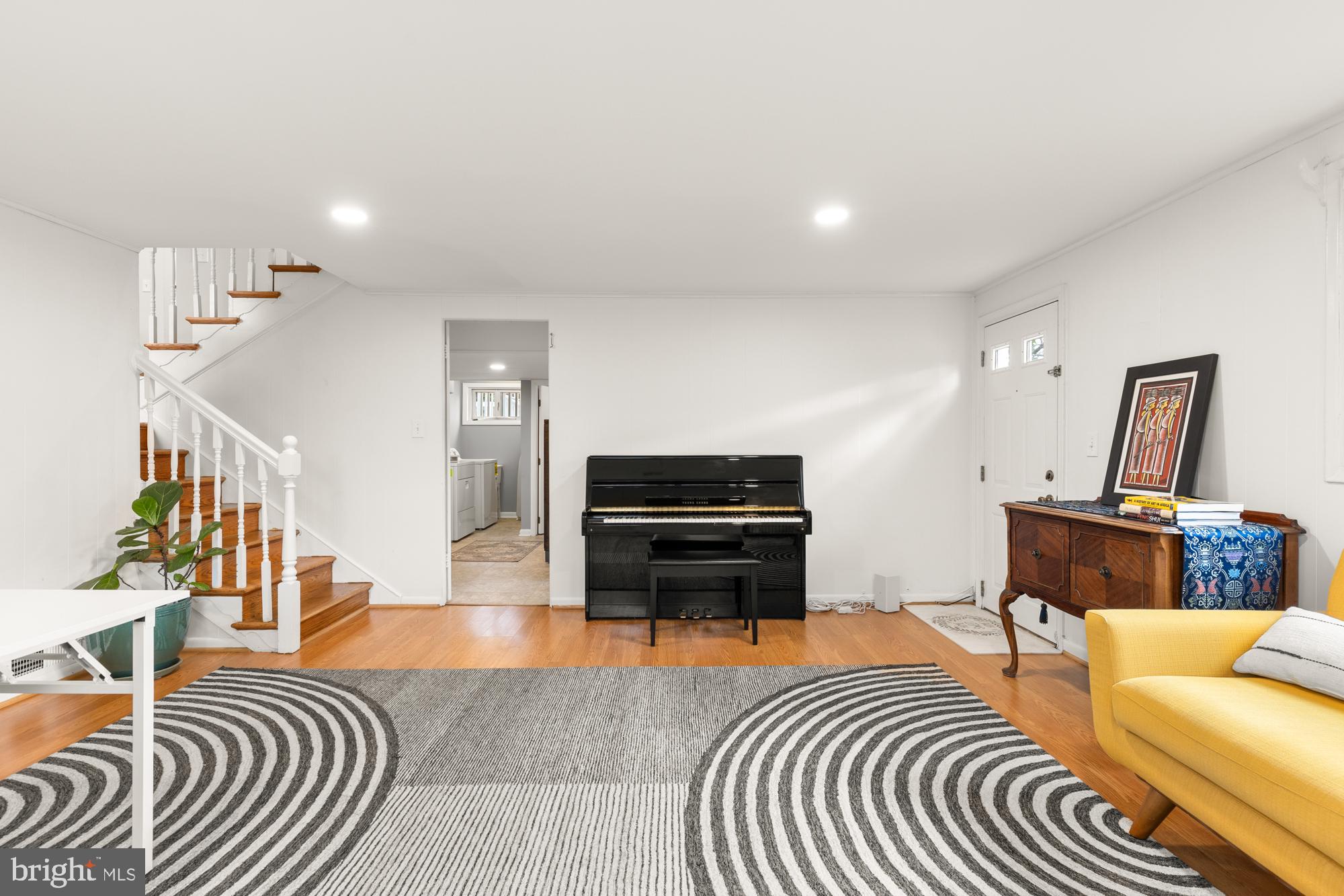 PLYERS MILL ESTATES - Residential