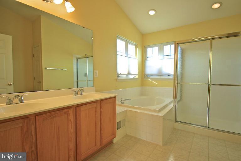 HAMLET OF INVERNESS - Residential Lease