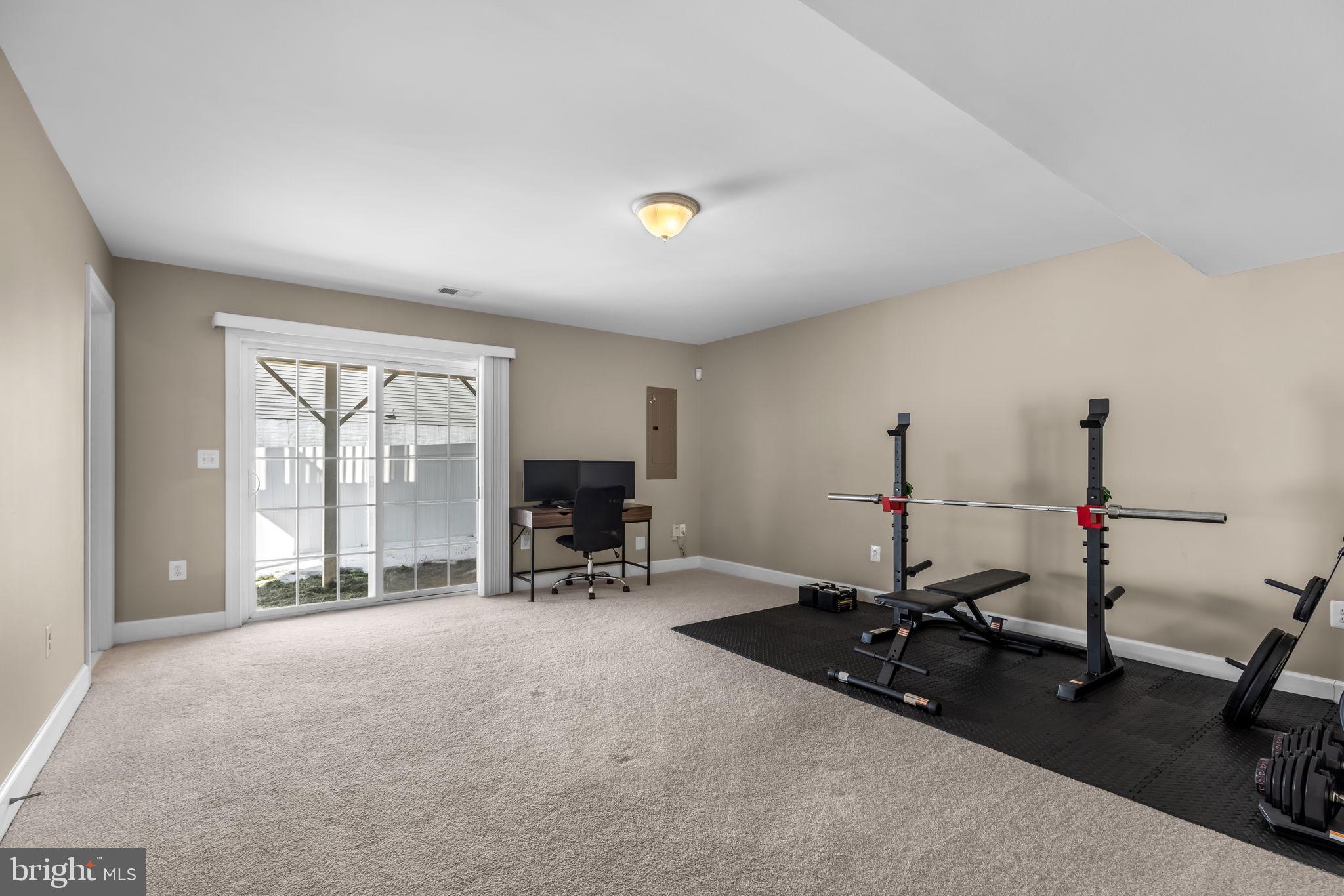 BRADLEY SQUARE - Residential