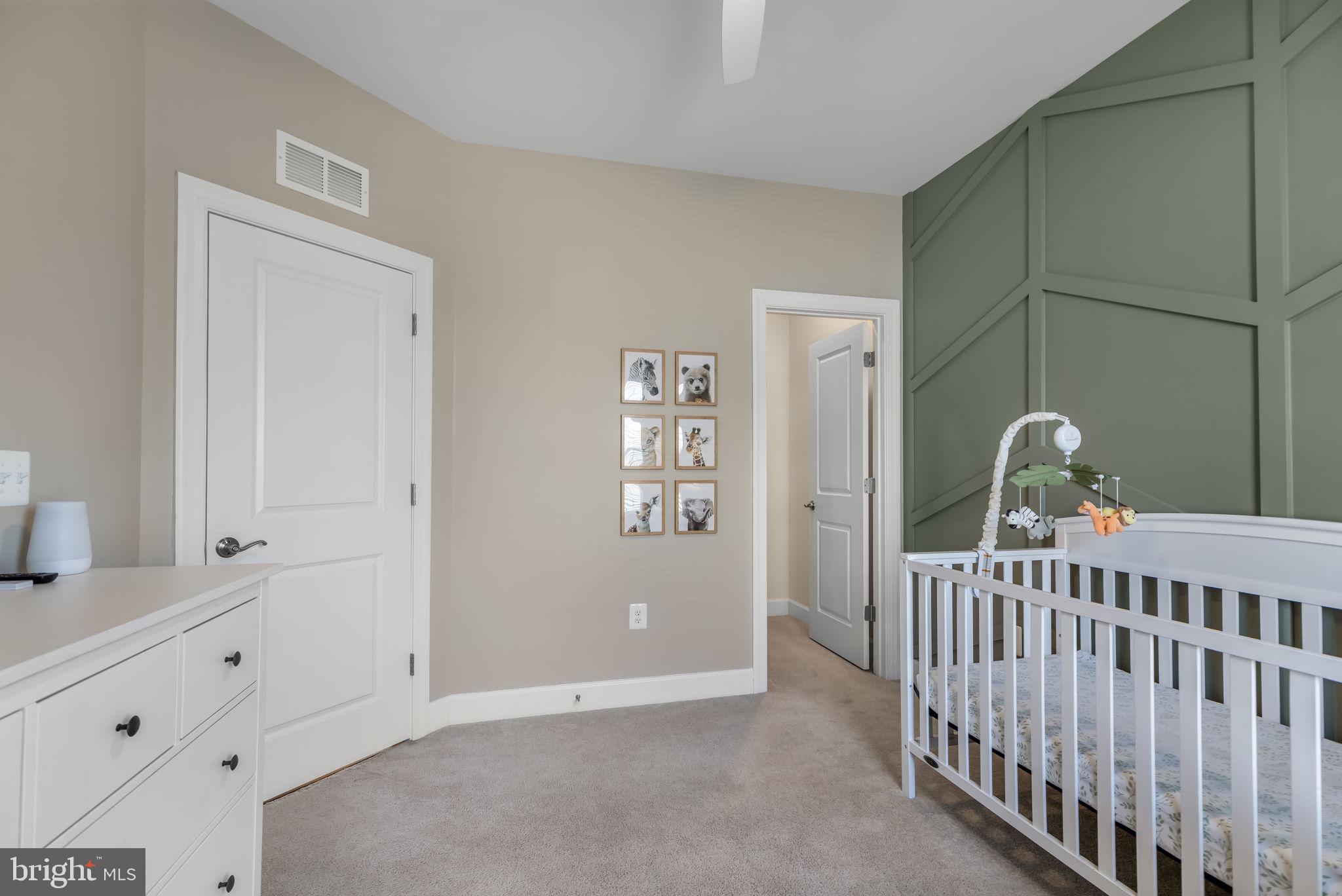 BRADLEY SQUARE - Residential