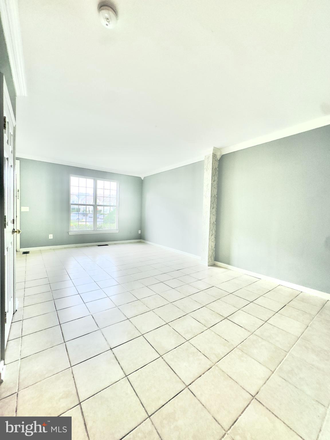 BLOOMS CROSSING - Residential Lease