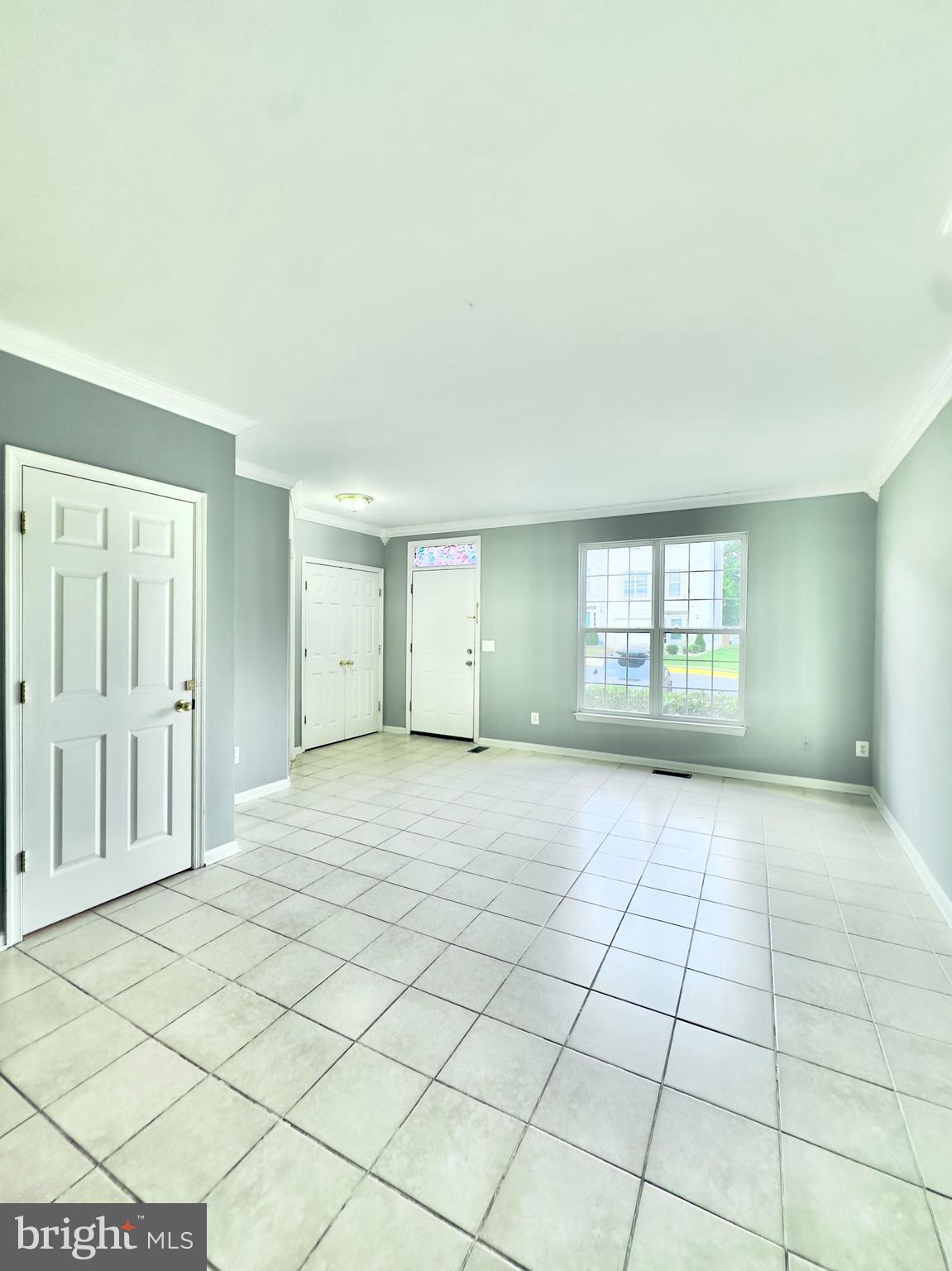 BLOOMS CROSSING - Residential Lease