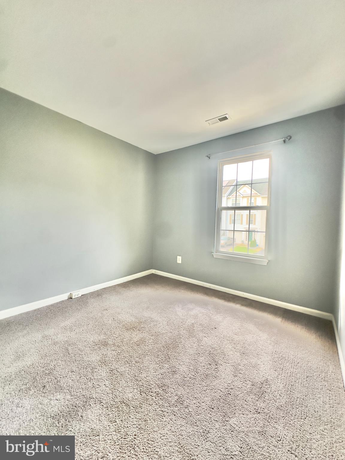 BLOOMS CROSSING - Residential Lease