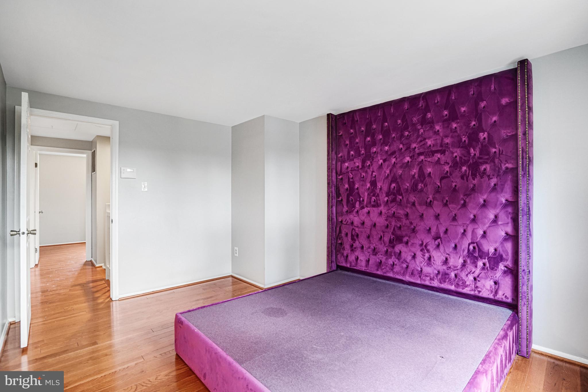 D EVEREUX WEST - Residential Lease