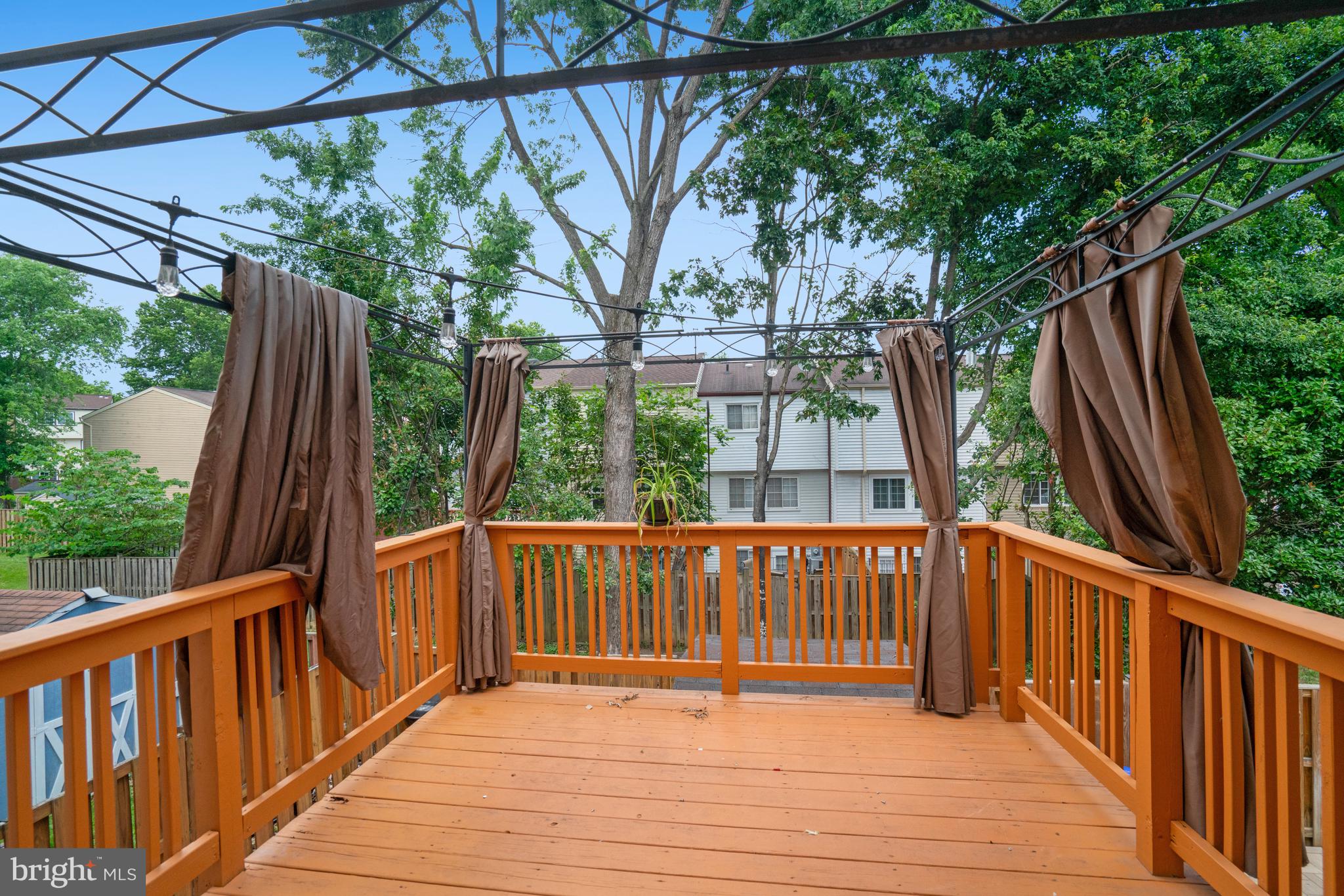 D EVEREUX WEST - Residential Lease