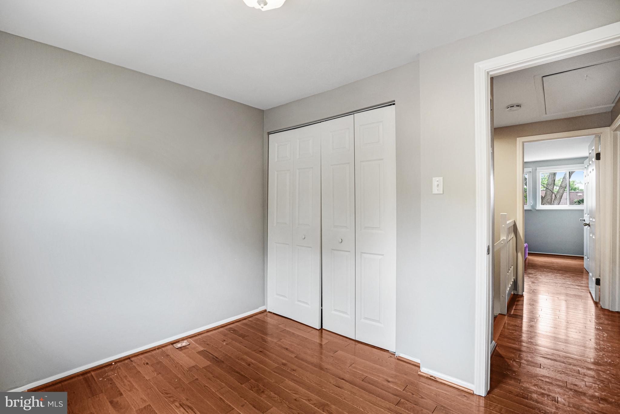 D EVEREUX WEST - Residential Lease