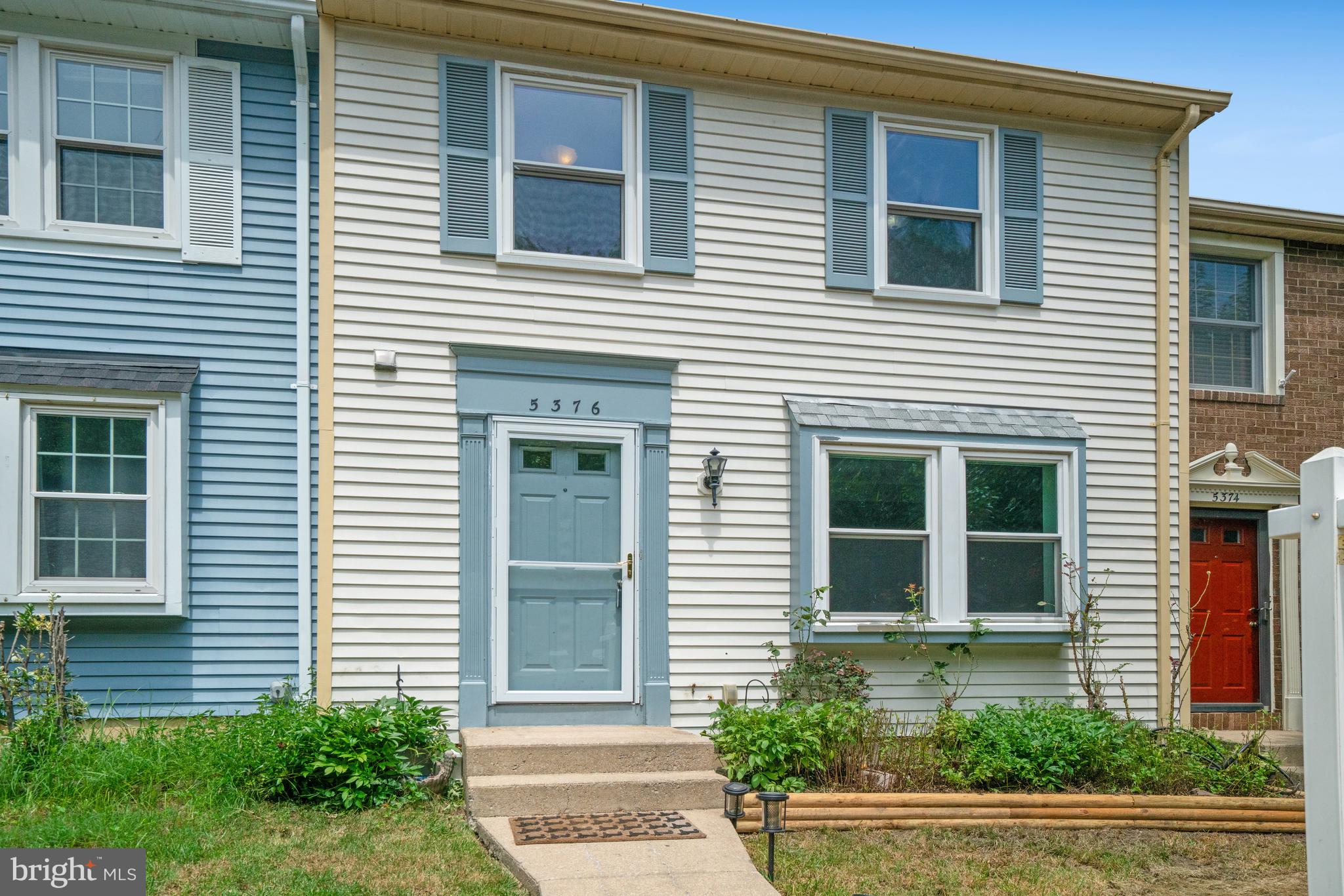 D EVEREUX WEST - Residential Lease