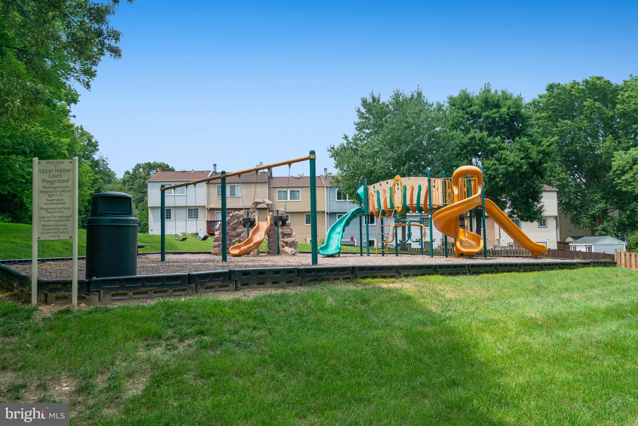 D EVEREUX WEST - Residential Lease