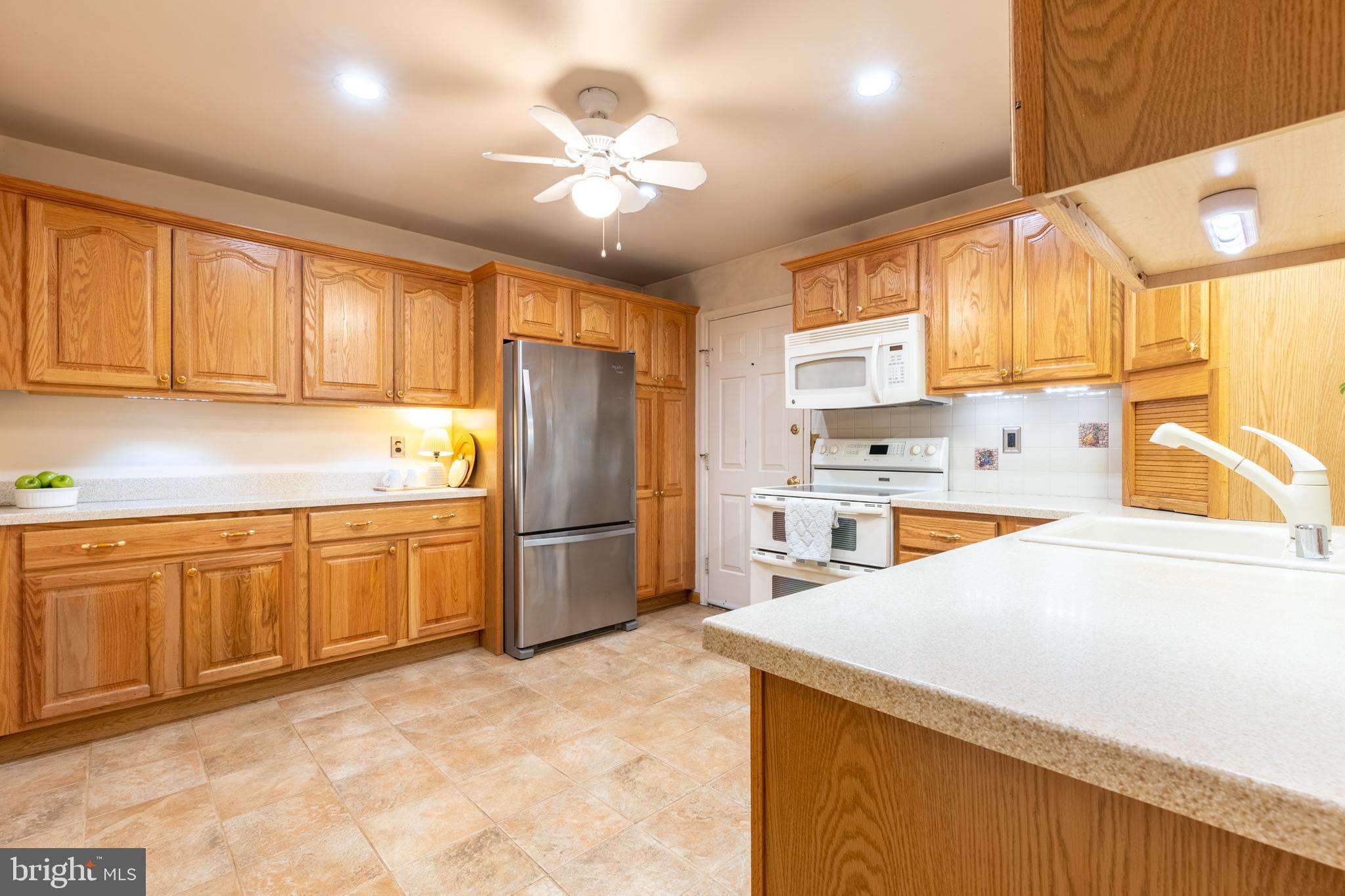 VILLAGE OF PLUM RU - Residential