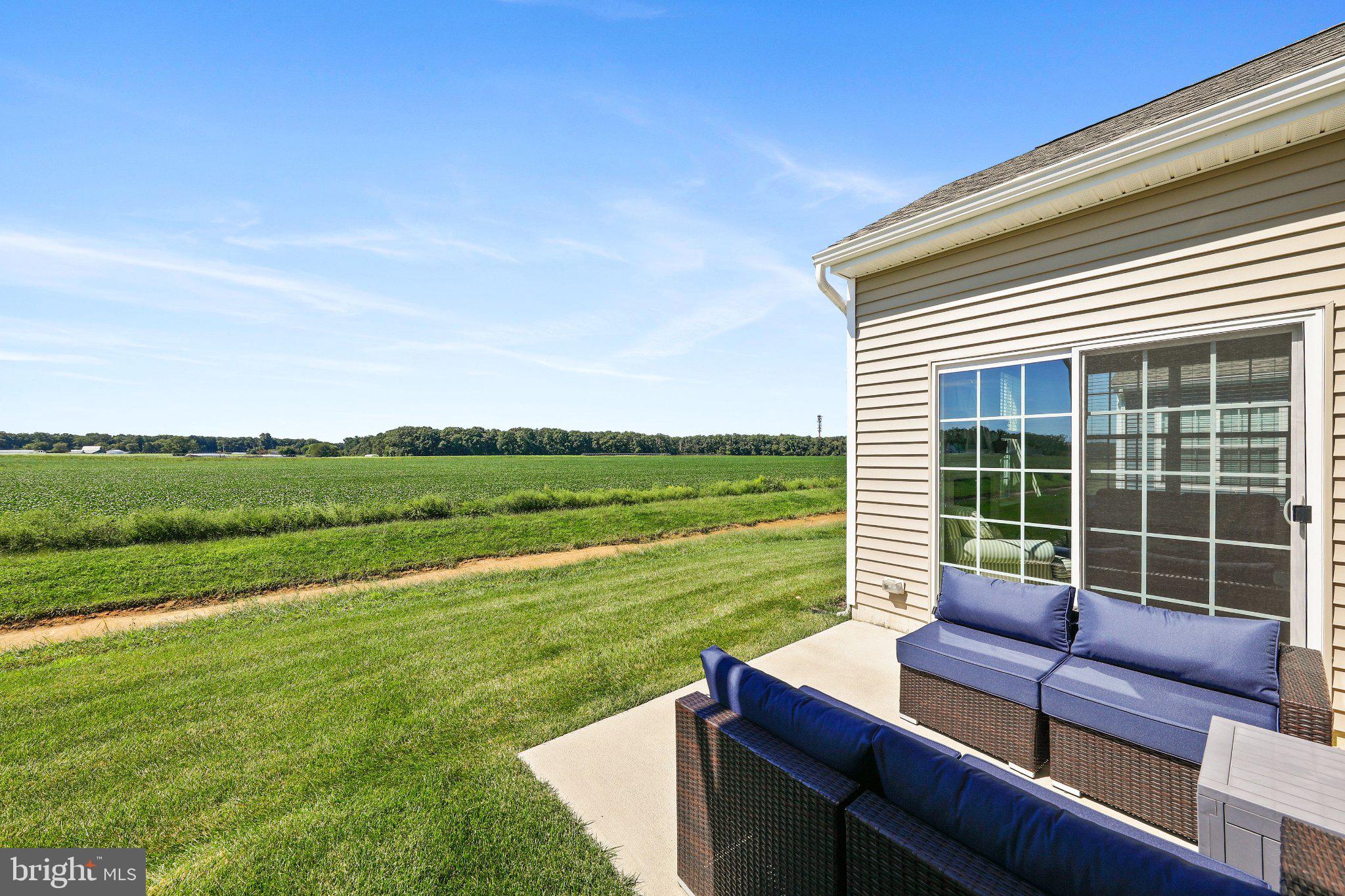 18 PRESTWICK LANE