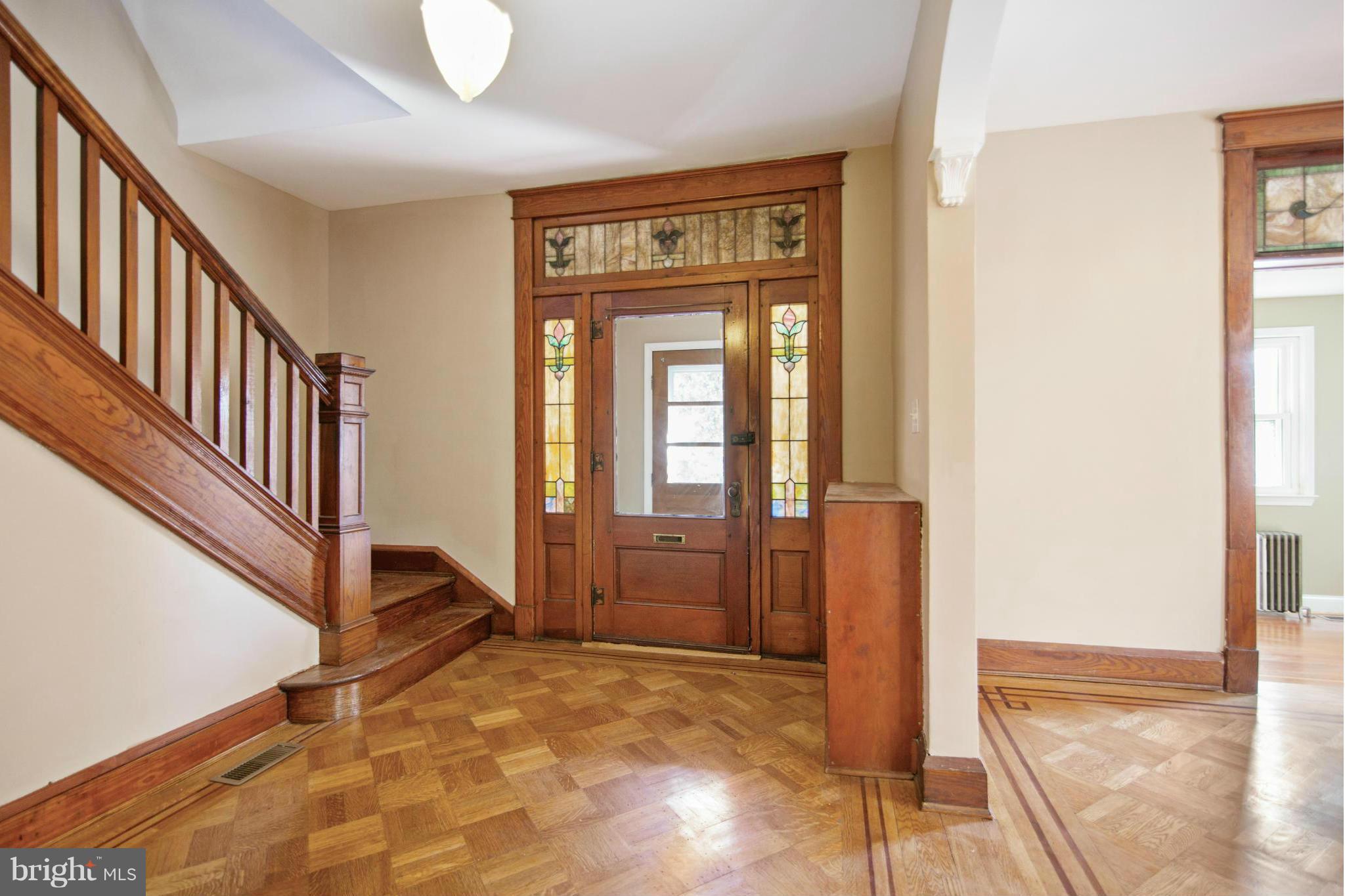 LAURAVILLE HISTORIC DISTRICT - Residential