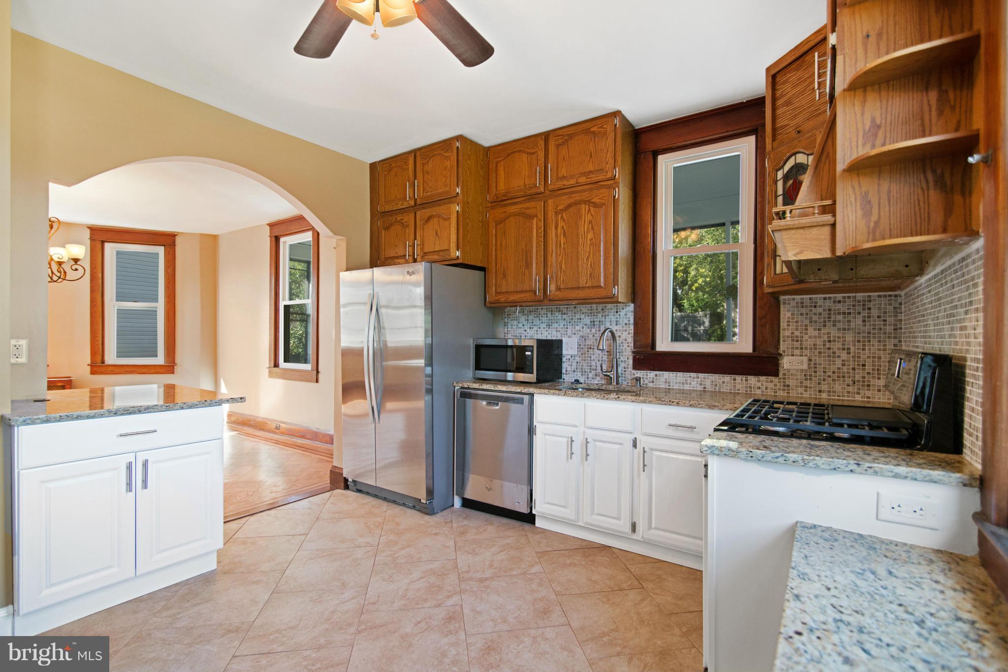 LAURAVILLE HISTORIC DISTRICT - Residential