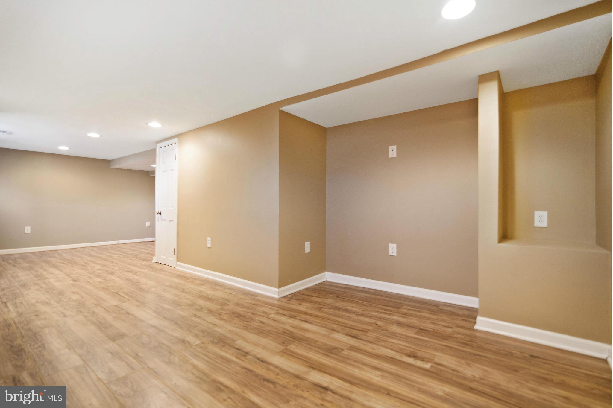 LAURAVILLE HISTORIC DISTRICT - Residential