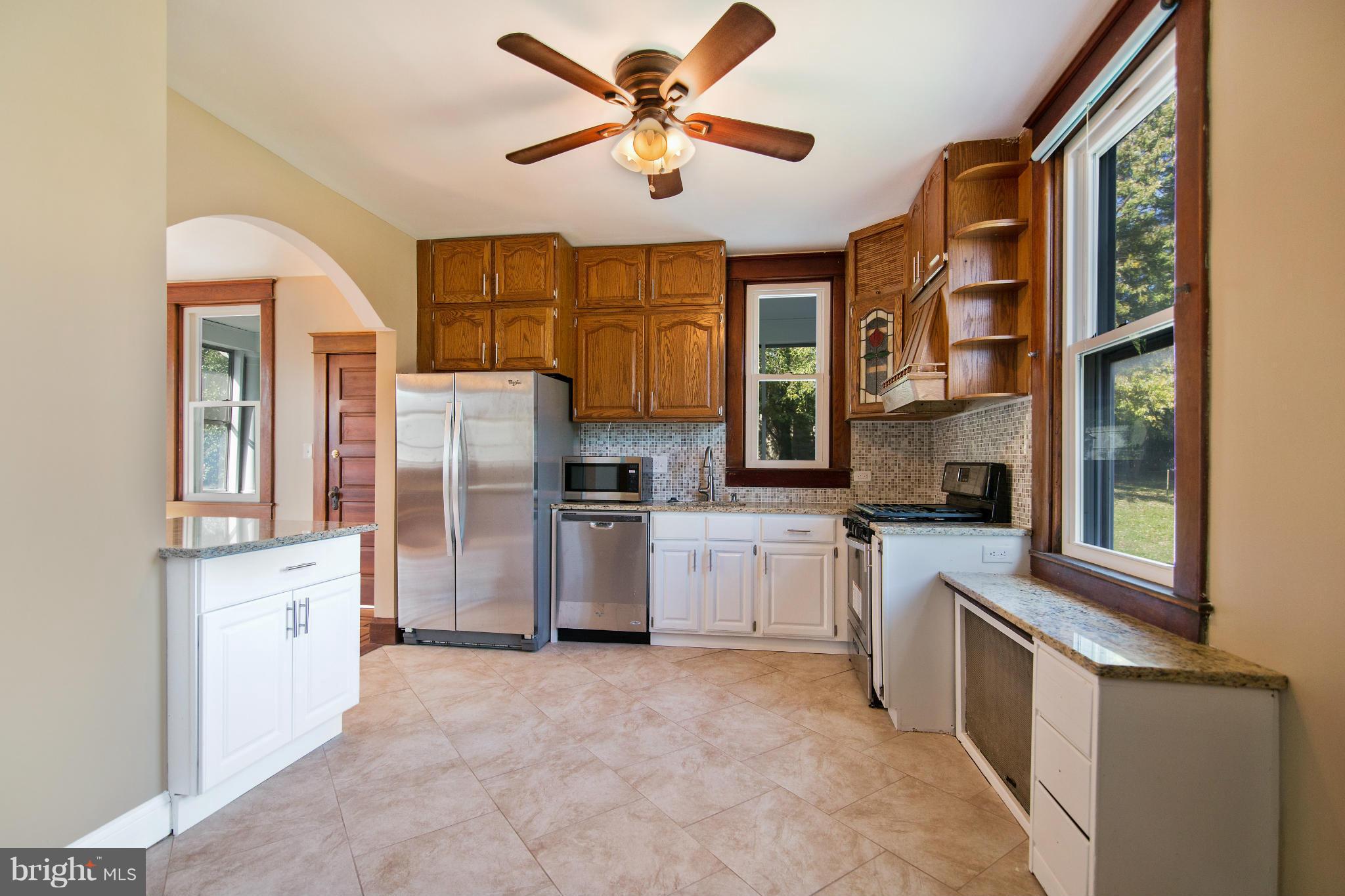 LAURAVILLE HISTORIC DISTRICT - Residential