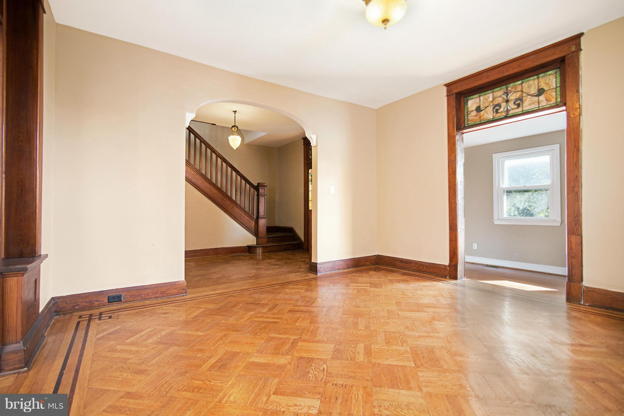 LAURAVILLE HISTORIC DISTRICT - Residential