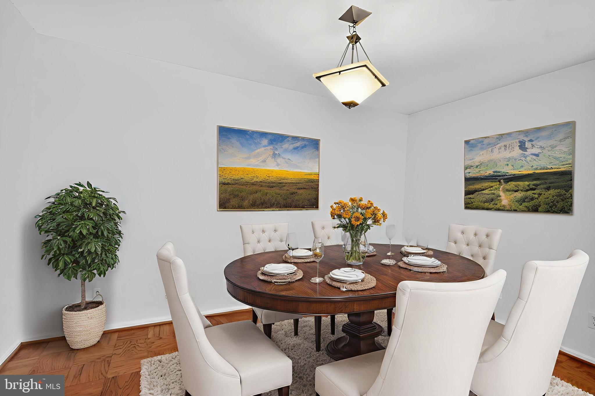 AMERICANA CENTRE - Residential