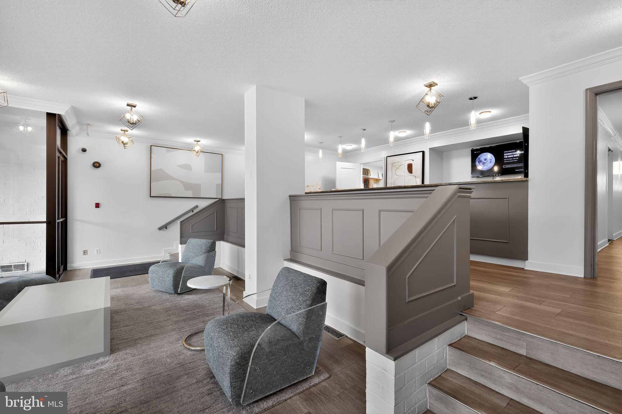 118 MONROE STREET 604