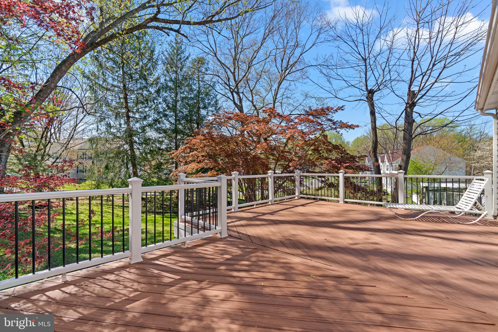 VILLAGE OF OAKLAND MILLS - Residential