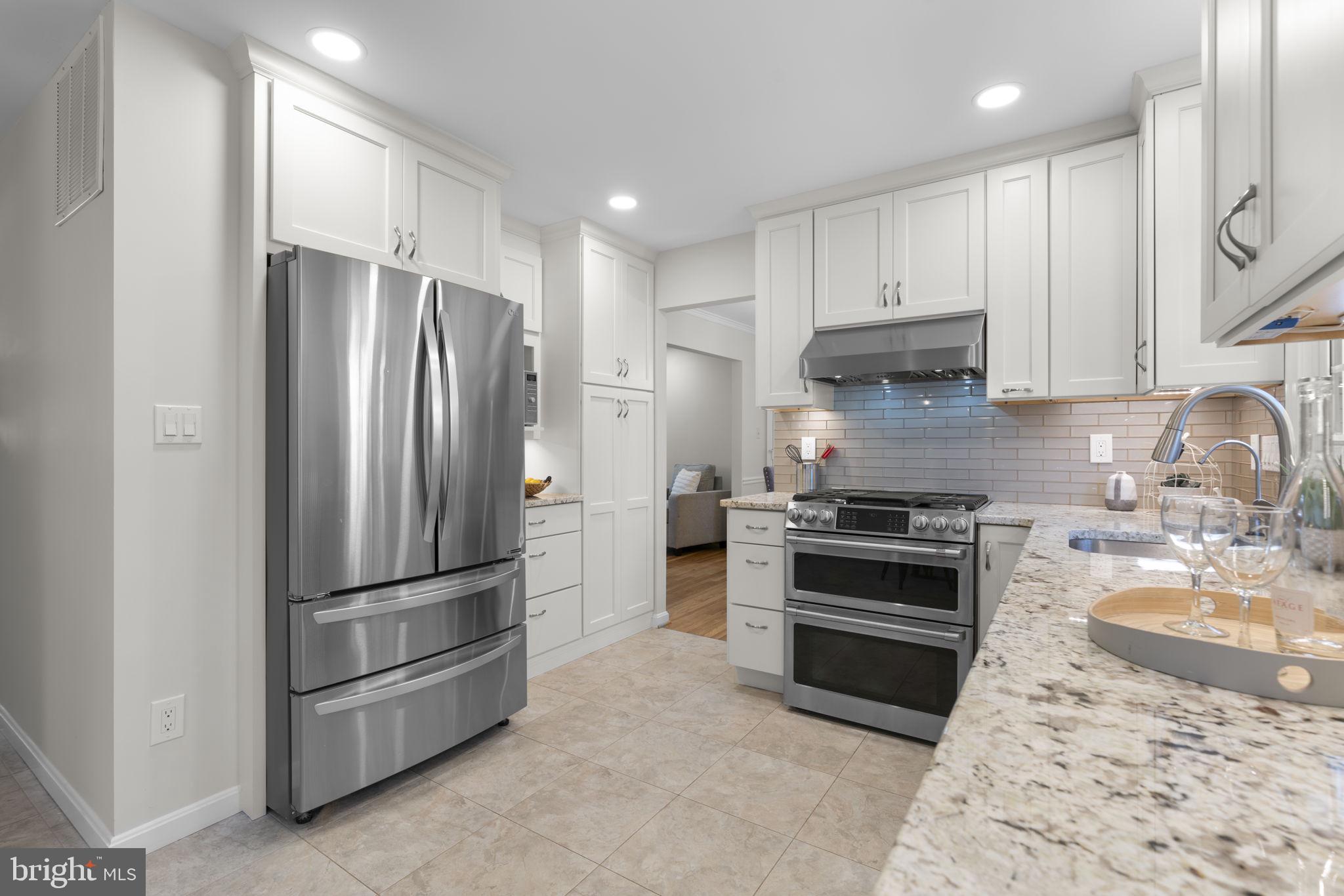 VILLAGE OF OAKLAND MILLS - Residential